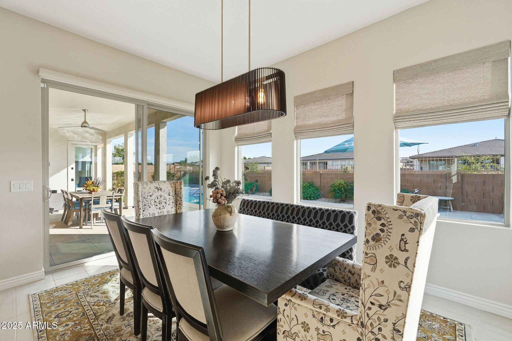 1237 W CHERRYWOOD Drive