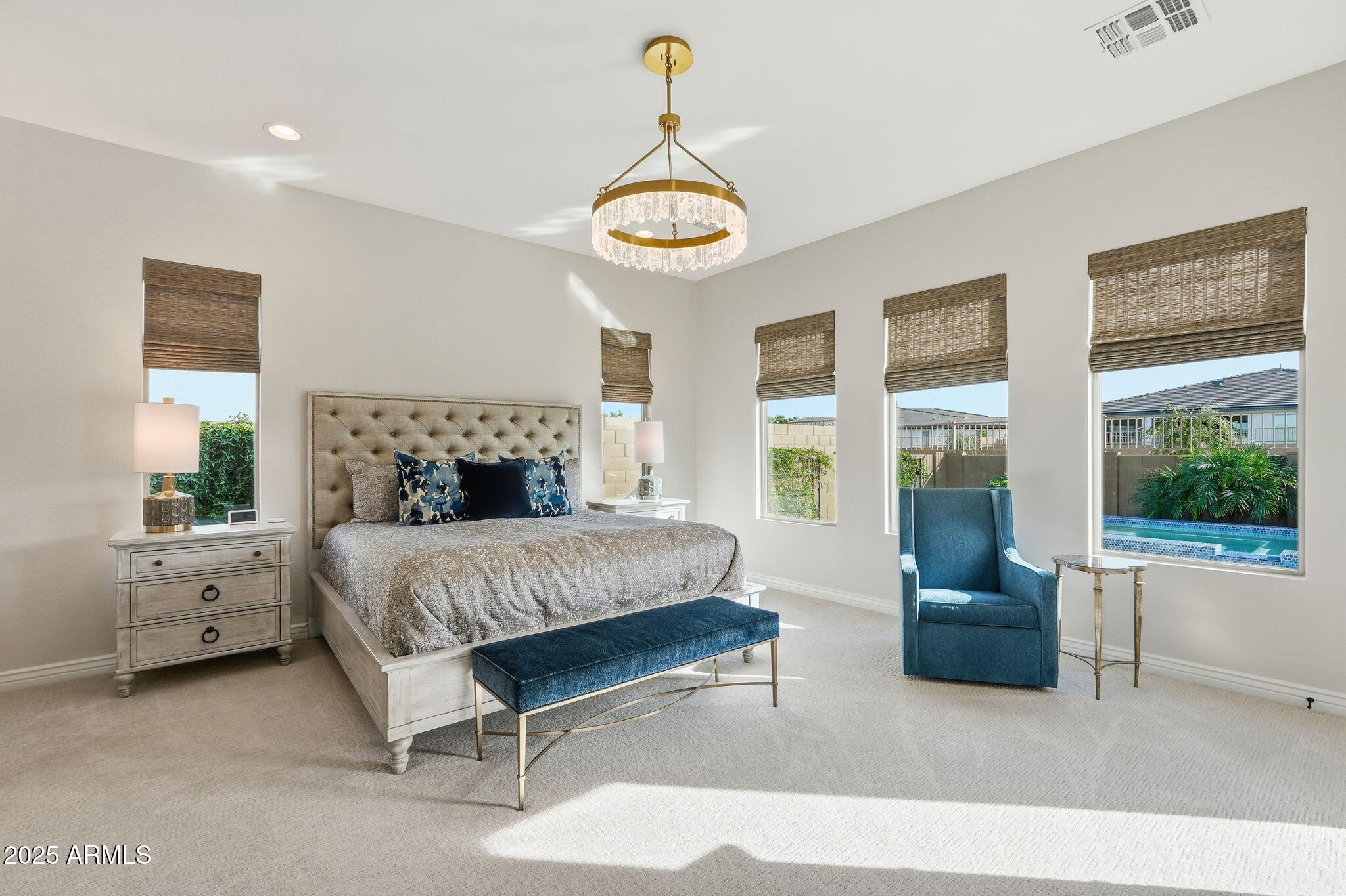 1237 W CHERRYWOOD Drive