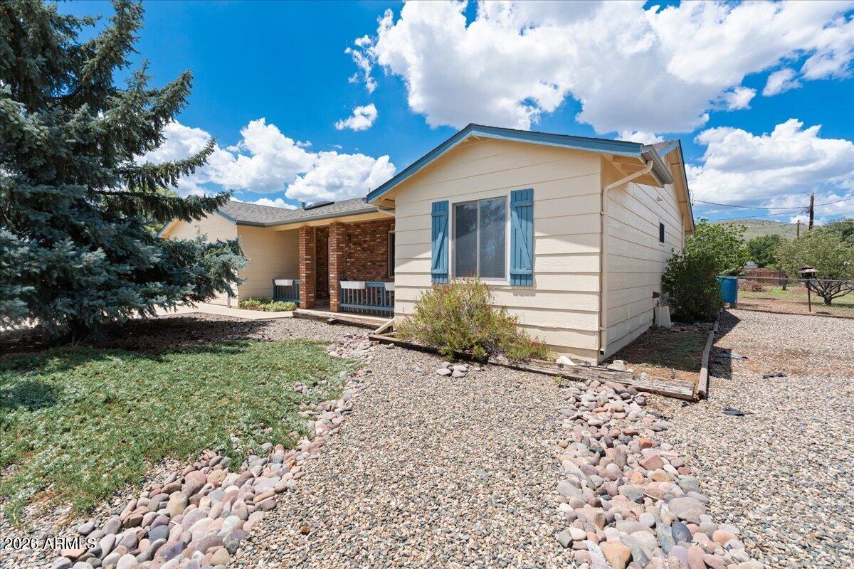 3050 N Lynx Lake Drive