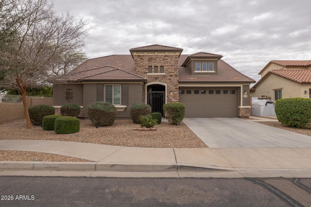Photo of 22285 E Desert Hills Court, Queen Creek, AZ 85142 (MLS # 6986253)