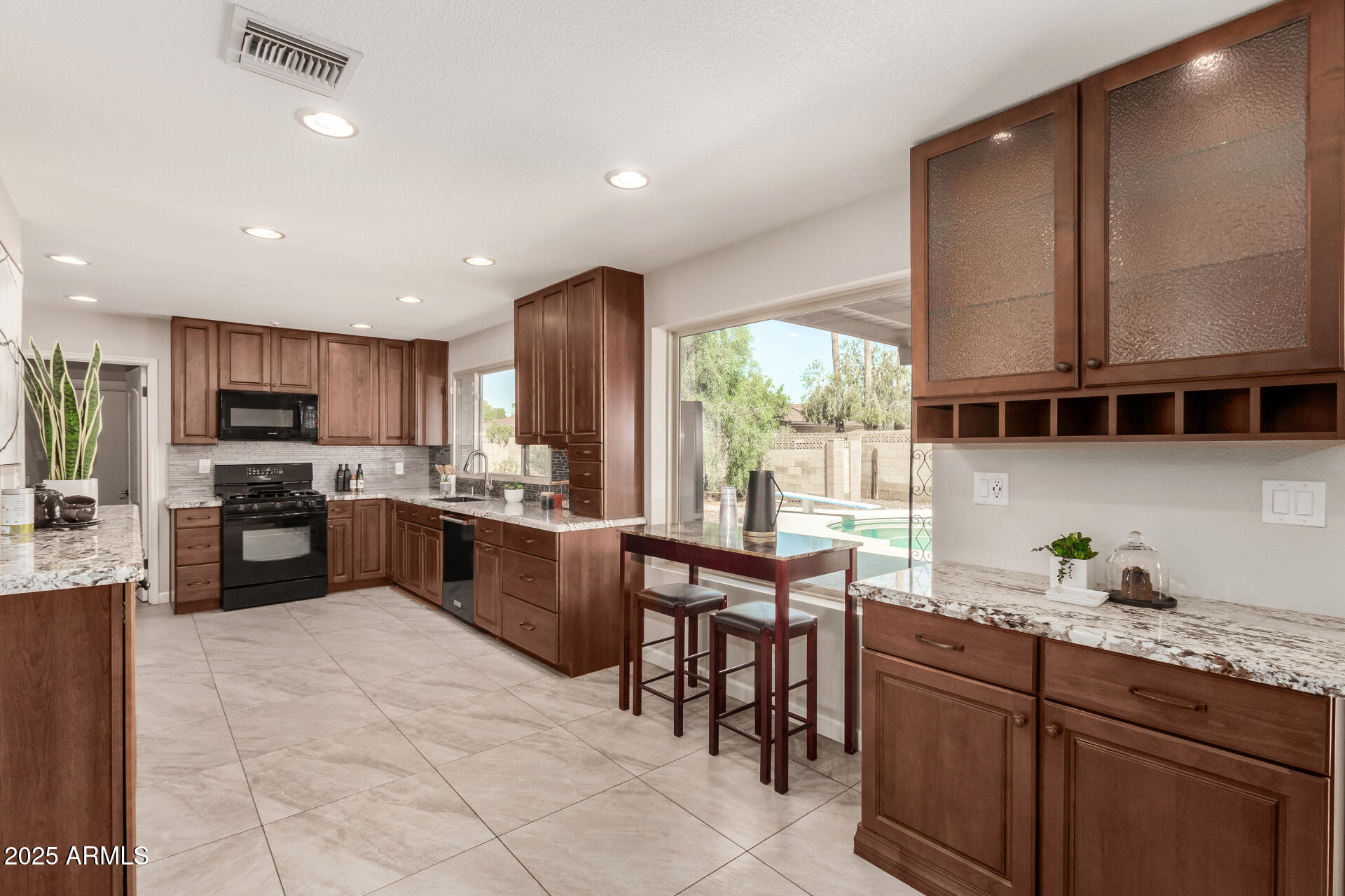 2070 E MANHATTON Drive