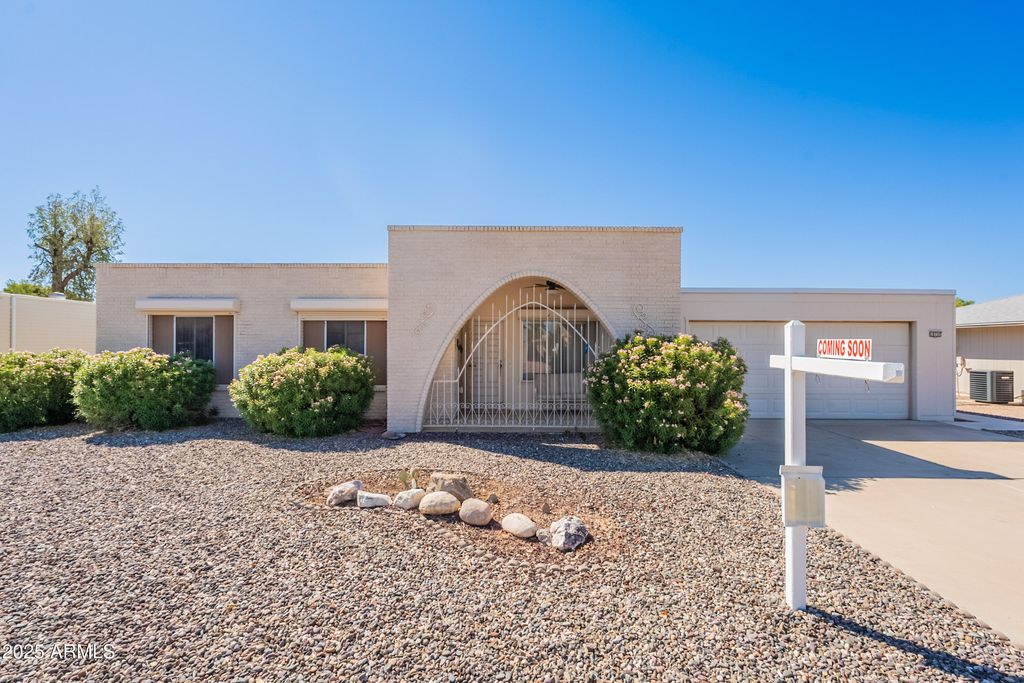 Photo of 10737 W Brookside Drive, Sun City, AZ 85351 (MLS # 6924182)
