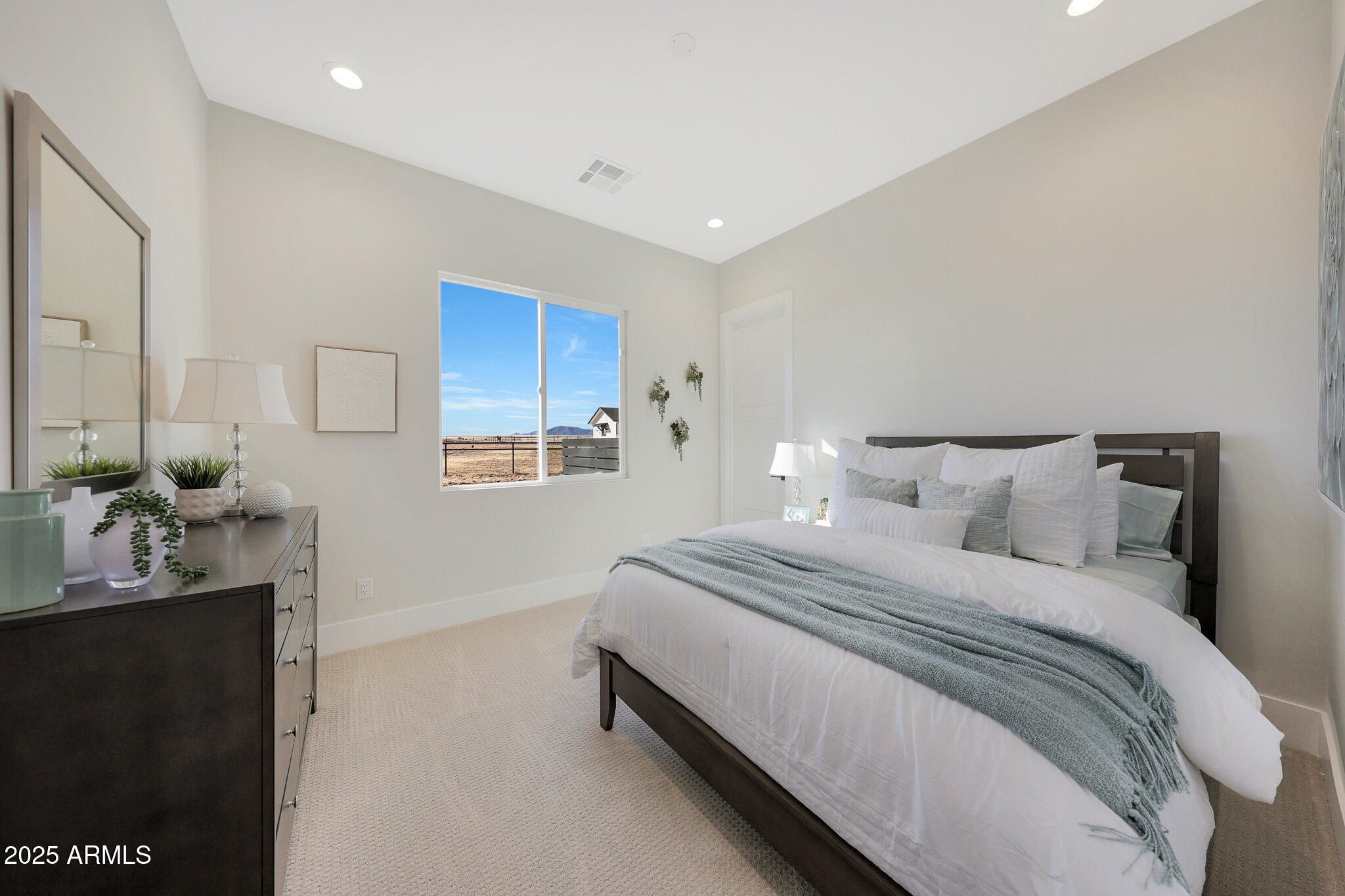 Prescott Valley, Arizona, 86315, United States, 4 Bedrooms Bedrooms, ,3 BathroomsBathrooms,Residential,Active,2012919
