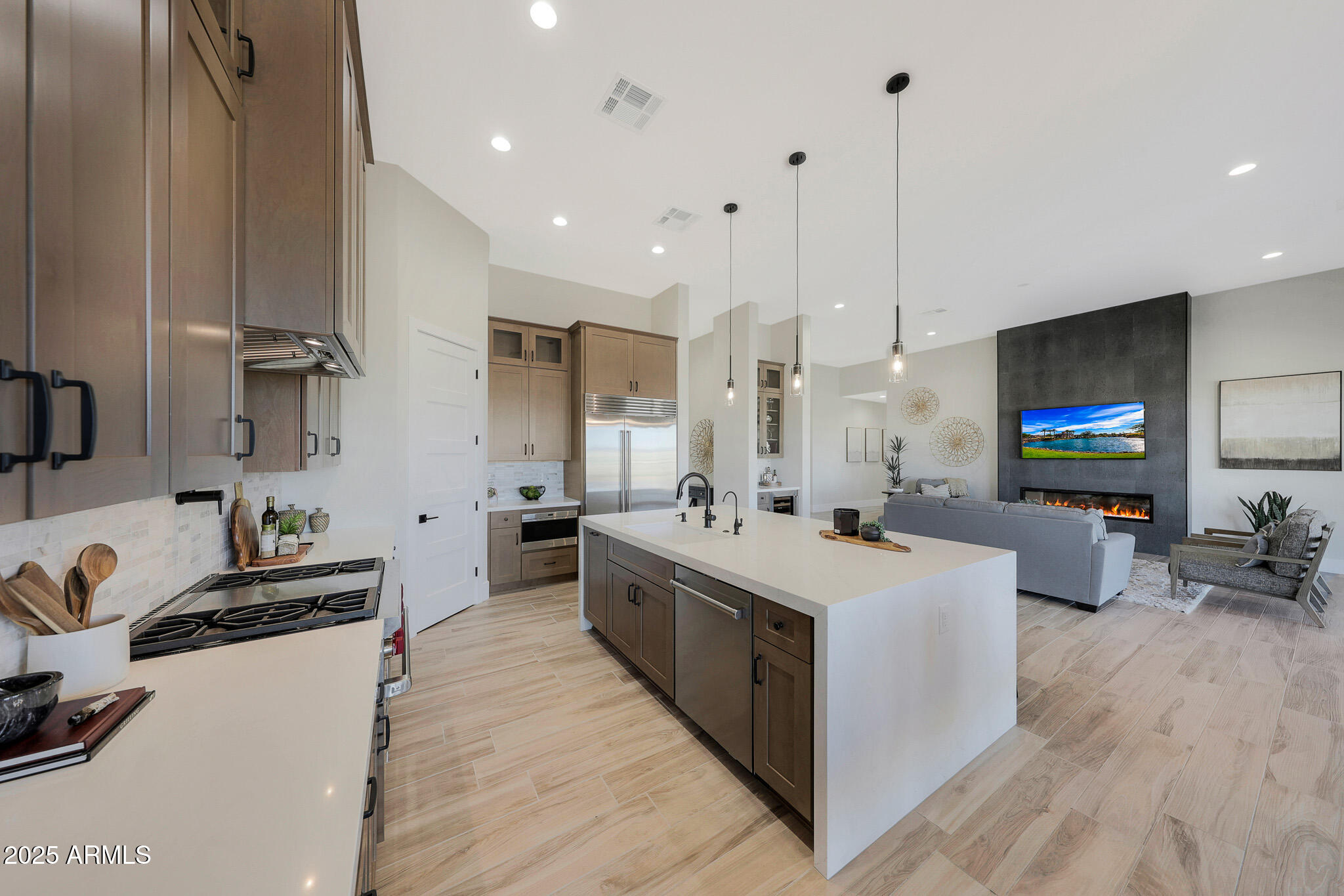 Prescott Valley, Arizona, 86315, United States, 4 Bedrooms Bedrooms, ,3 BathroomsBathrooms,Residential,Active,2012919