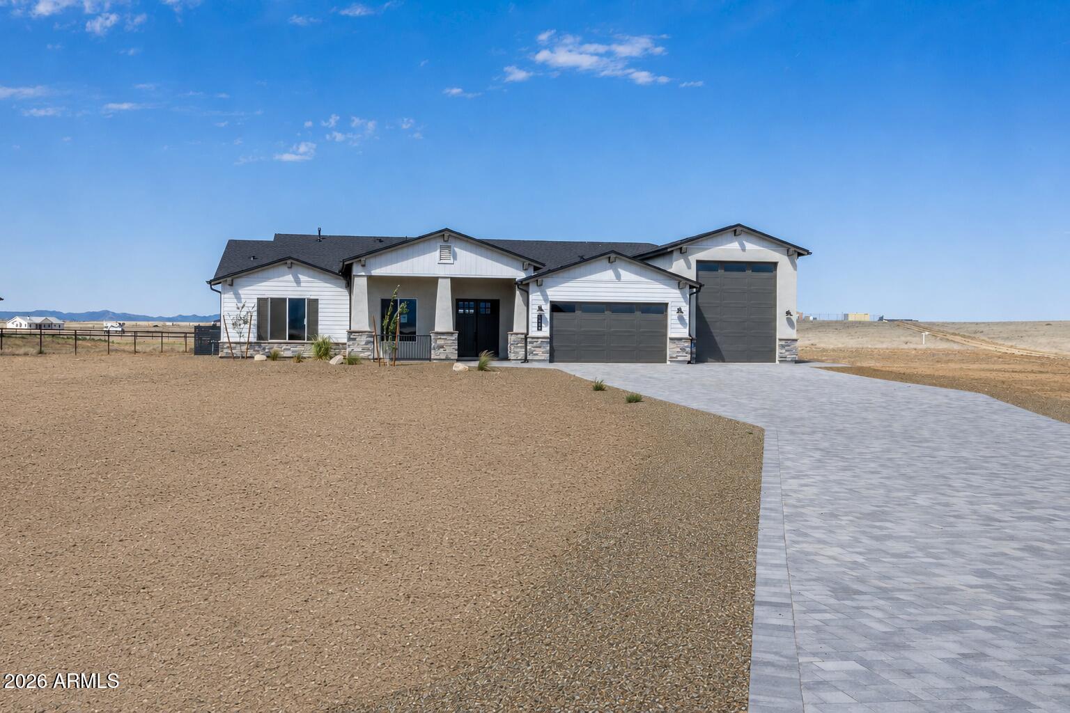 Prescott Valley, Arizona, 86315, United States, 4 Bedrooms Bedrooms, ,3 BathroomsBathrooms,Residential,Active,2012919