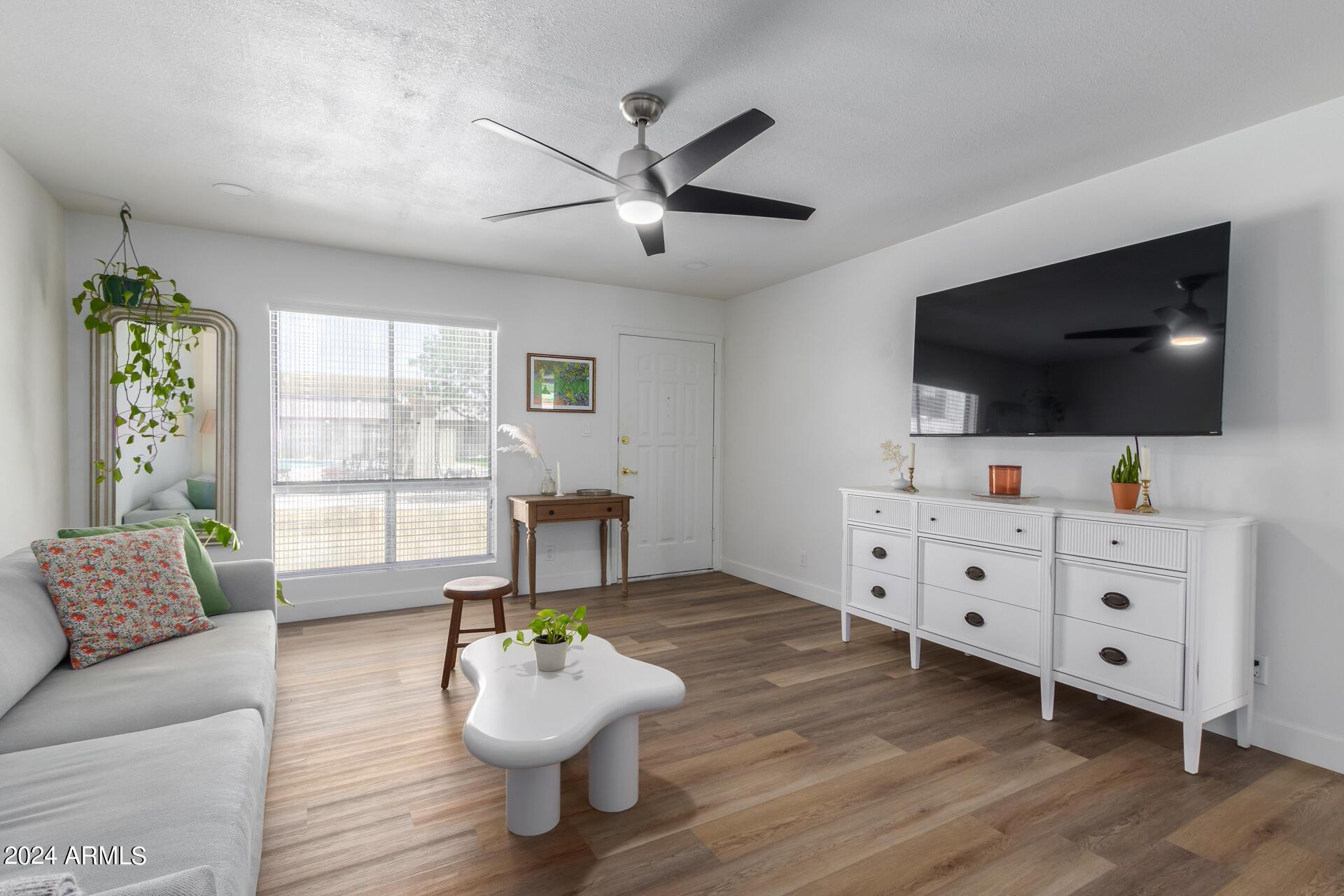 8241 N Central Avenue Unit 13