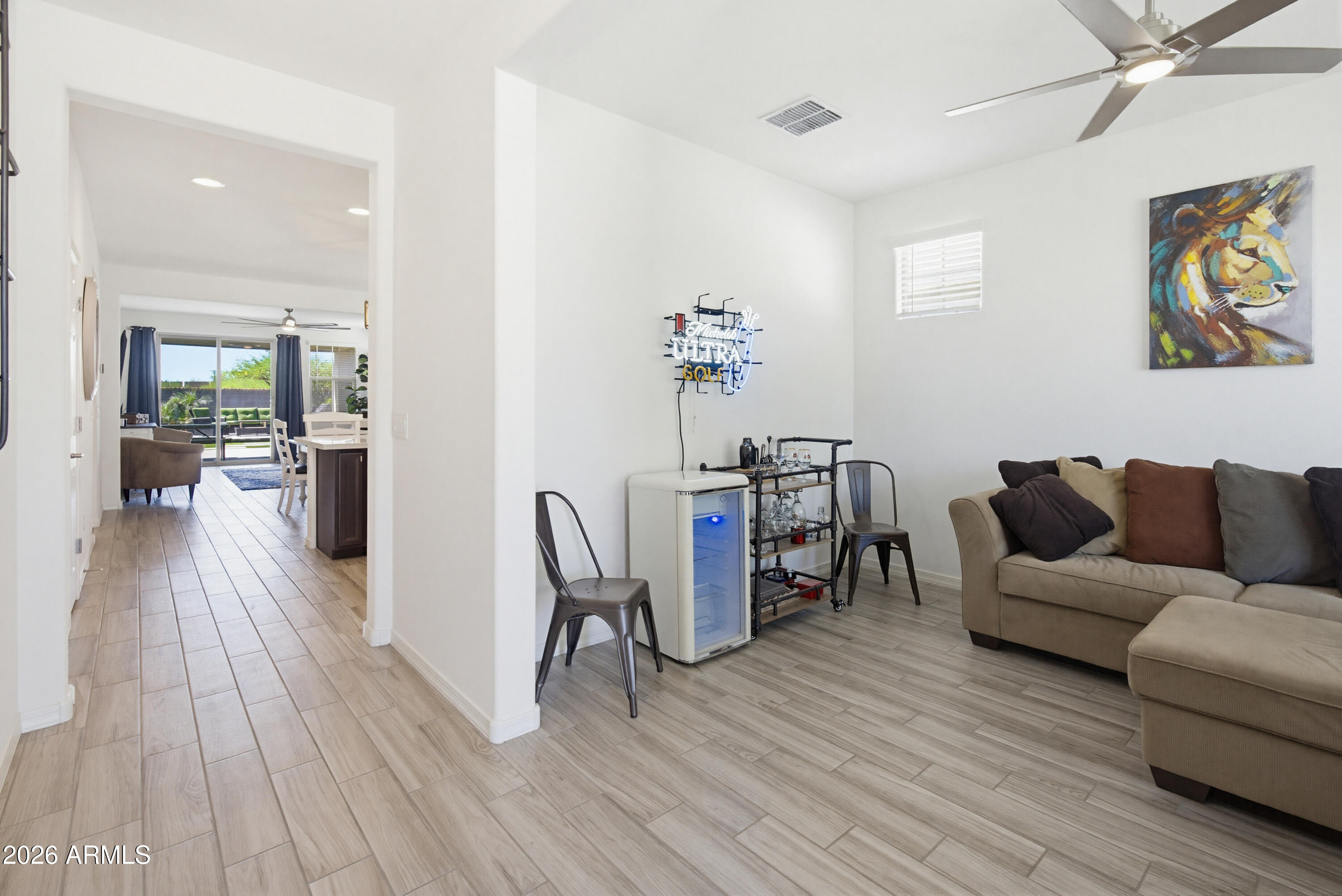 10857 W MARSHALL Avenue