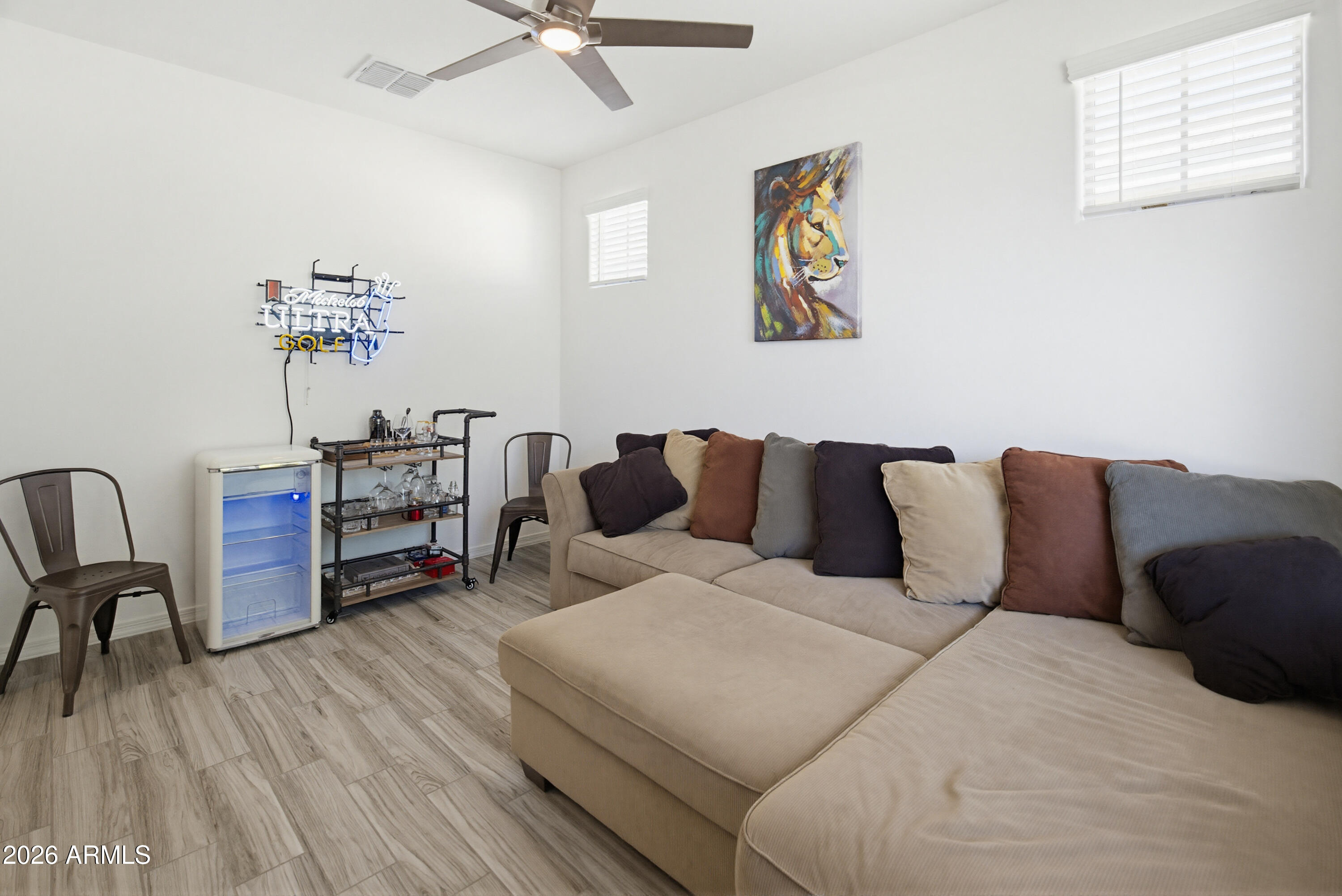 10857 W MARSHALL Avenue