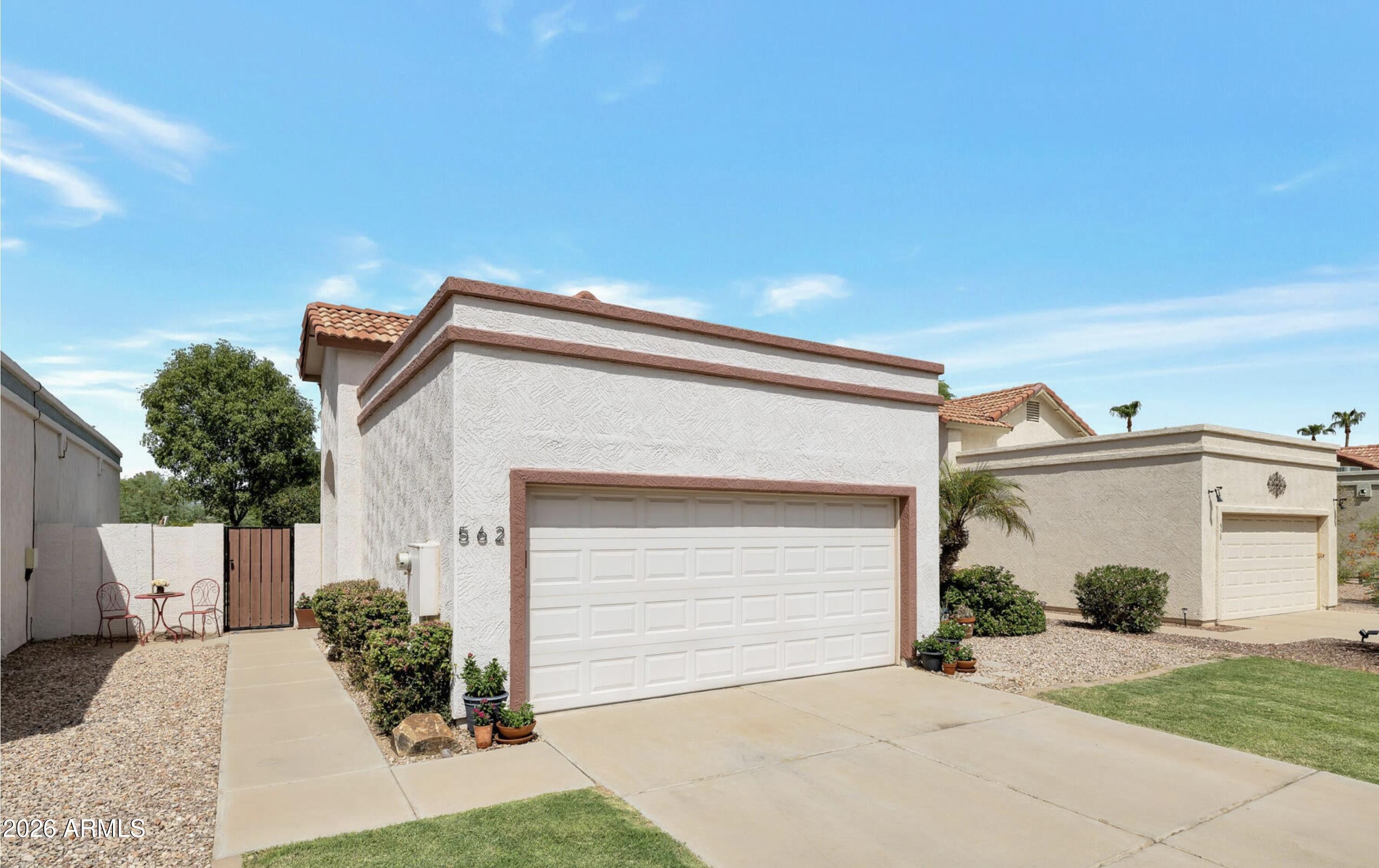 562 S DANYELL Drive