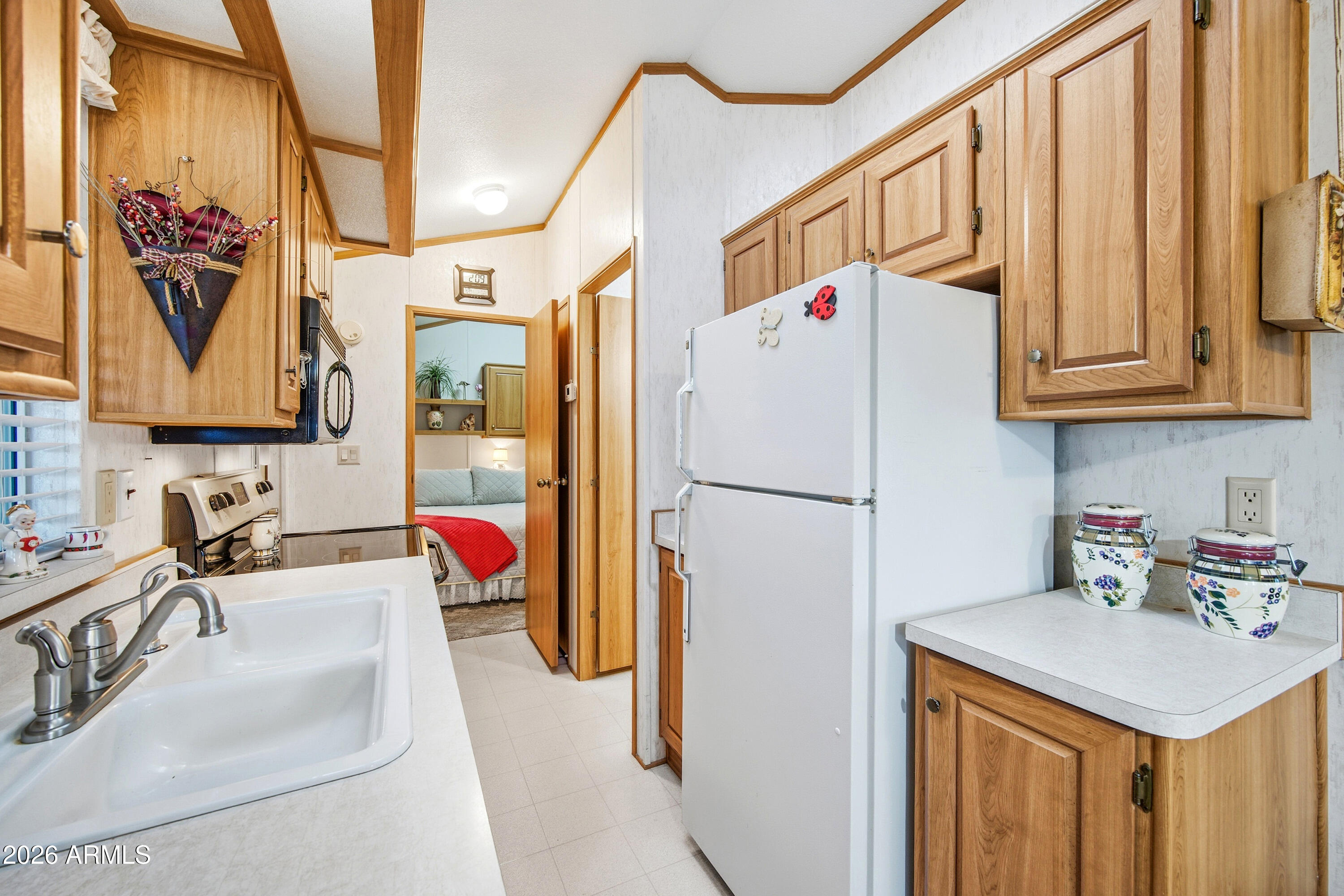 107 E MARICOPA Boulevard