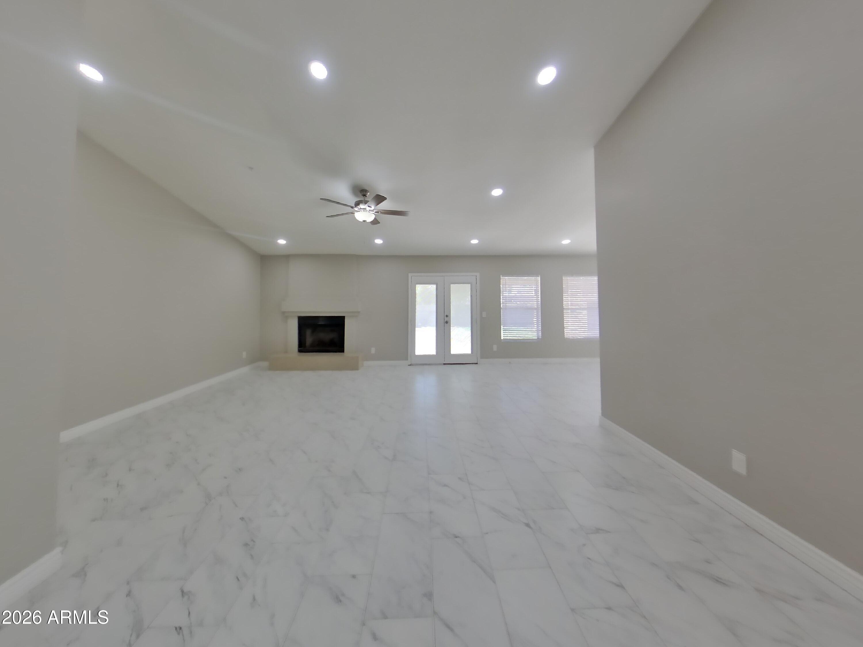 4947 E GREENWAY Circle N