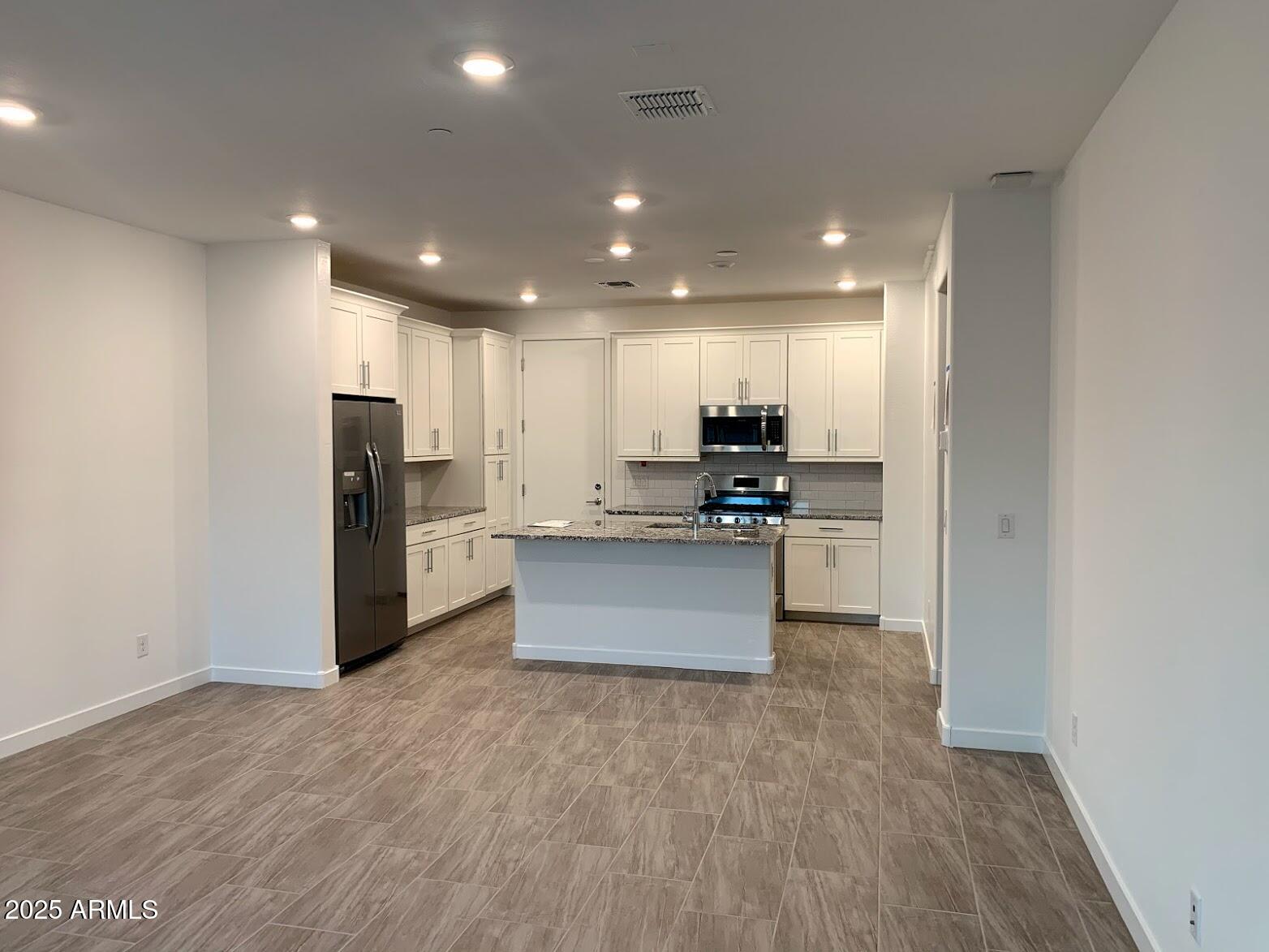 4077 S SABRINA Drive 94