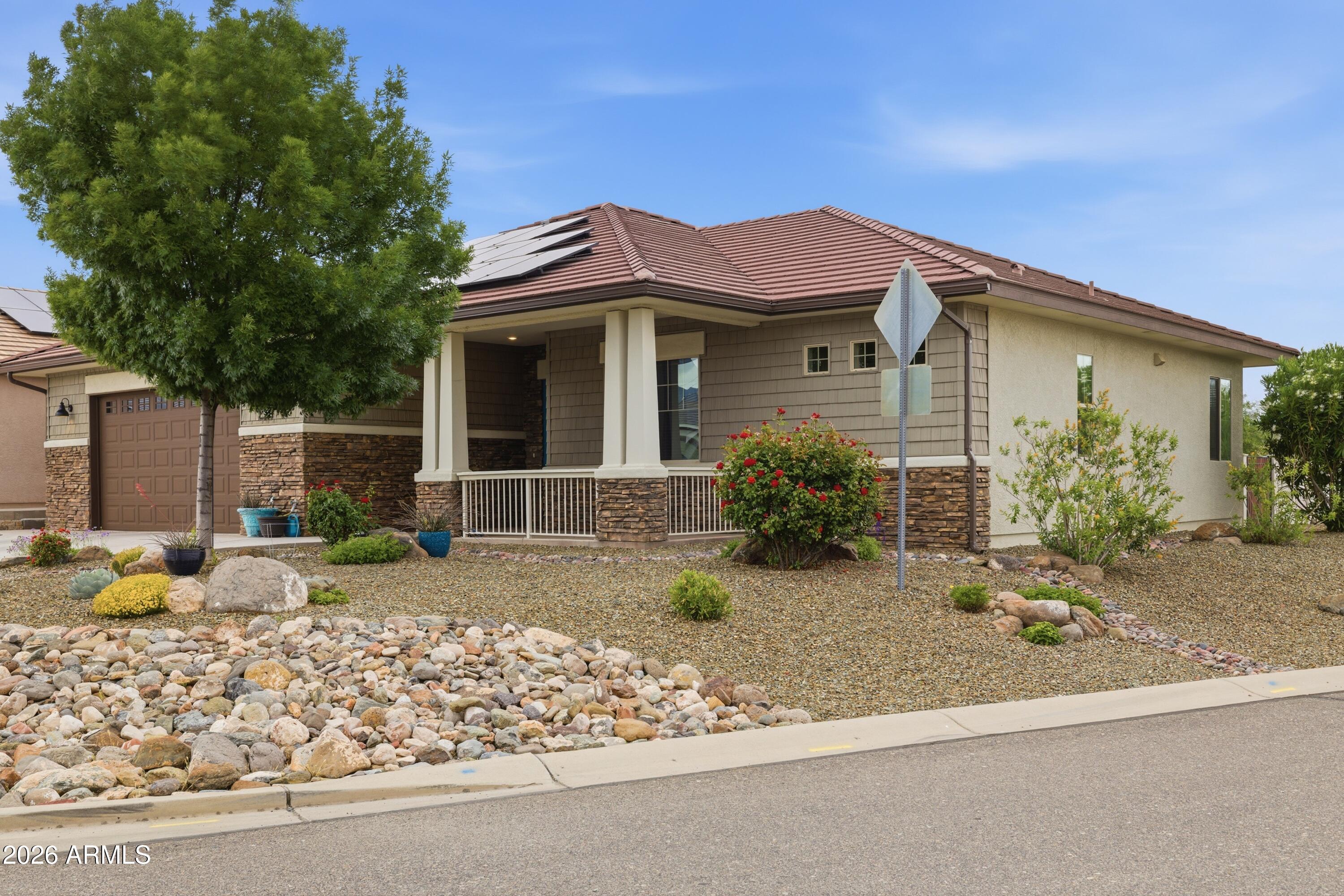 120 STONECREST Drive