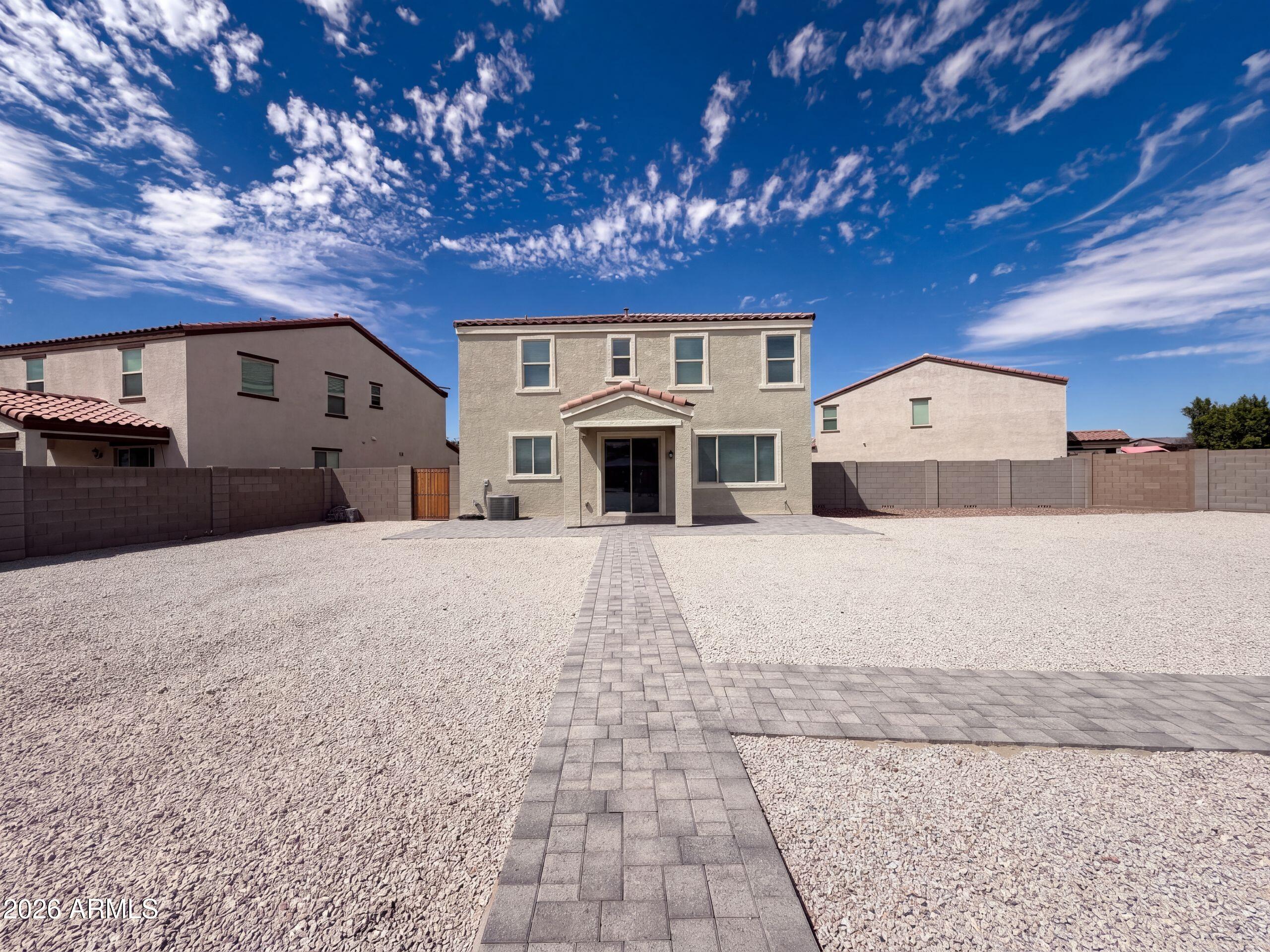 15 N 199TH Avenue