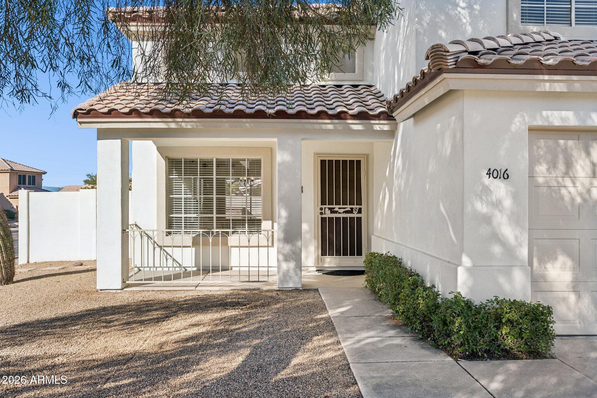 4016 E DESERT MARIGOLD Drive