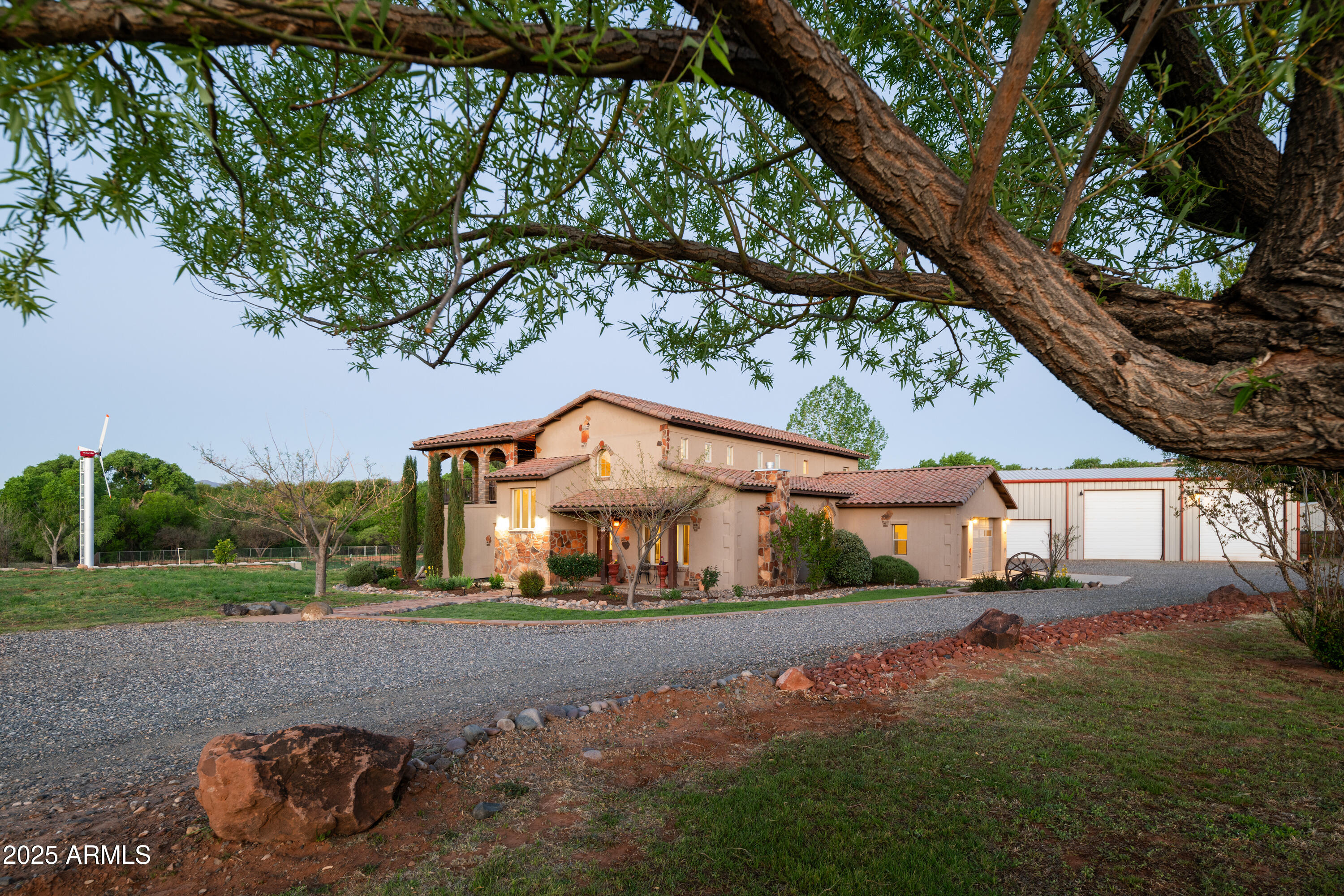 90 S COUNTRY VIEW Lane