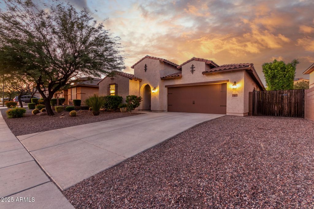Photo of 3740 W Aracely Drive, New River, AZ 85087 (MLS # 6935074)