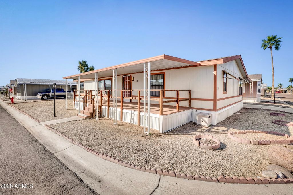 Photo of 10955 N 79th Avenue #113, Peoria, AZ 85345 (MLS # 6986472)