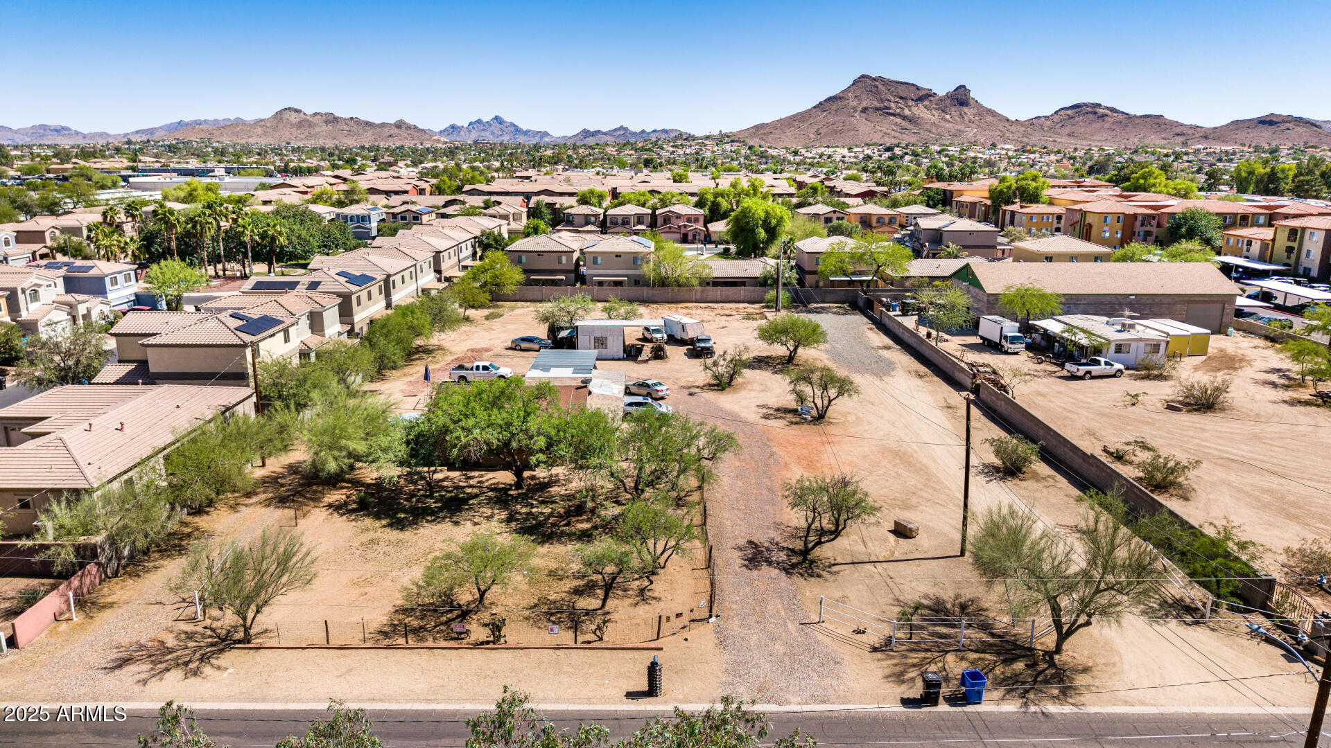 1851 E CAMPO BELLO Drive 19