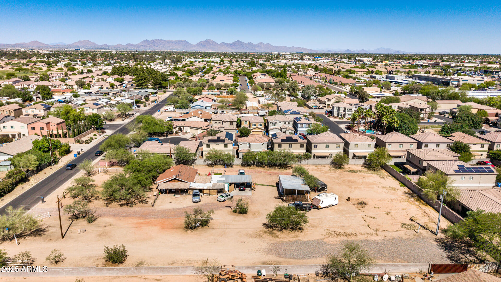 1851 E CAMPO BELLO Drive 19