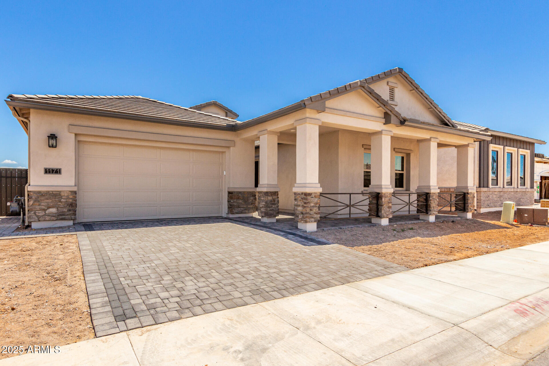 1171 E Peach Tree Drive