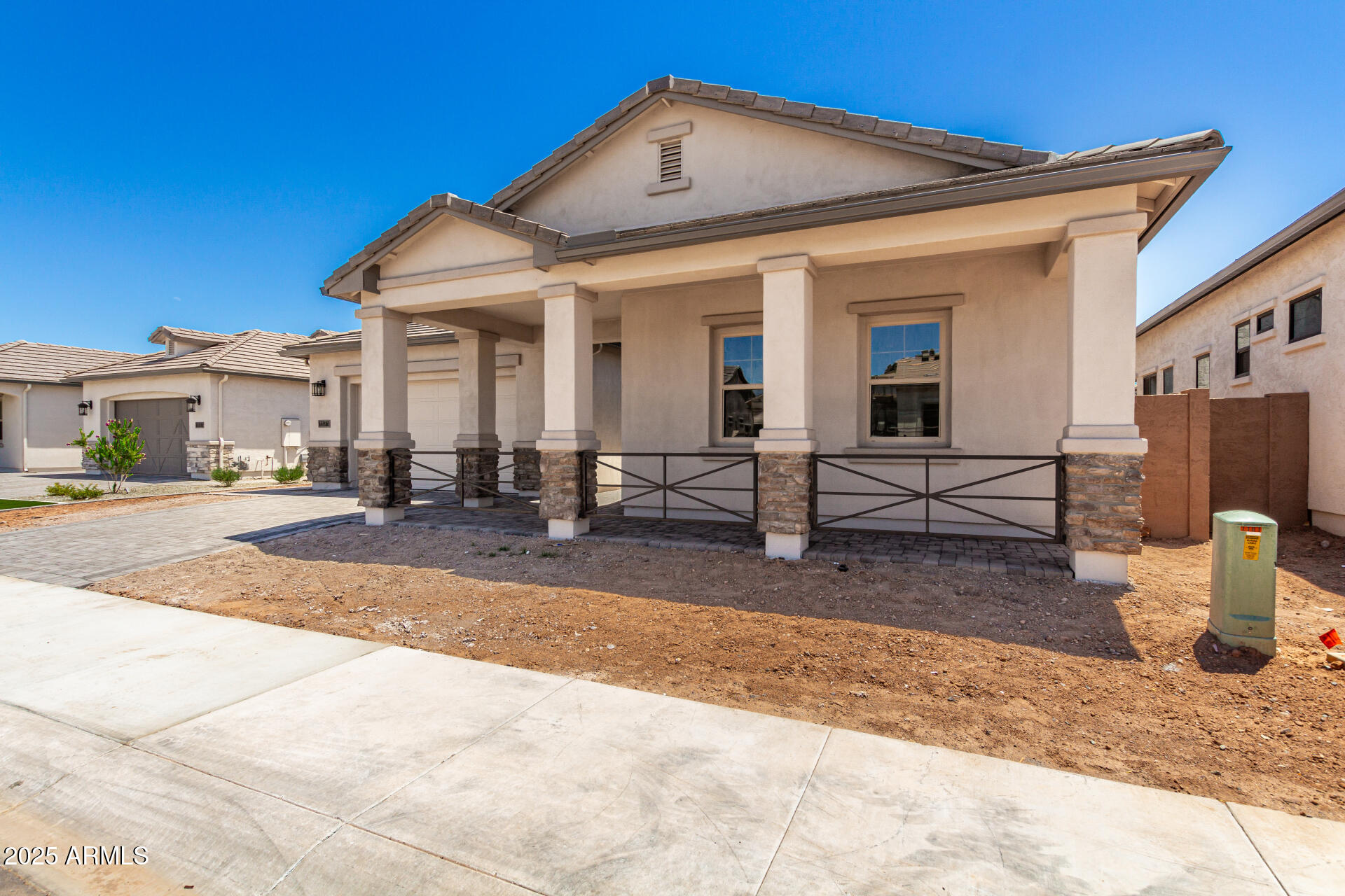 1171 E Peach Tree Drive