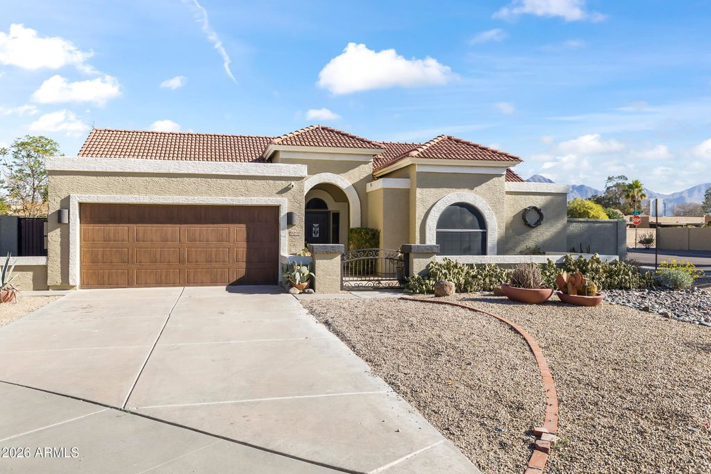 Photo of 9090 E Gray Road, Scottsdale, AZ 85260 (MLS # 6970932)
