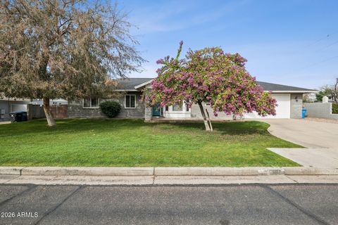 702 W Why Worry Lane Phoenix AZ 85021