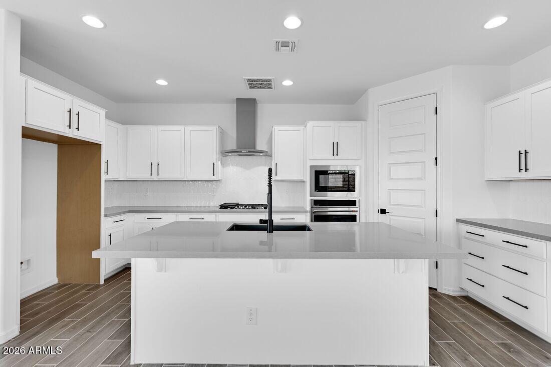 16940 W THURMAN Drive