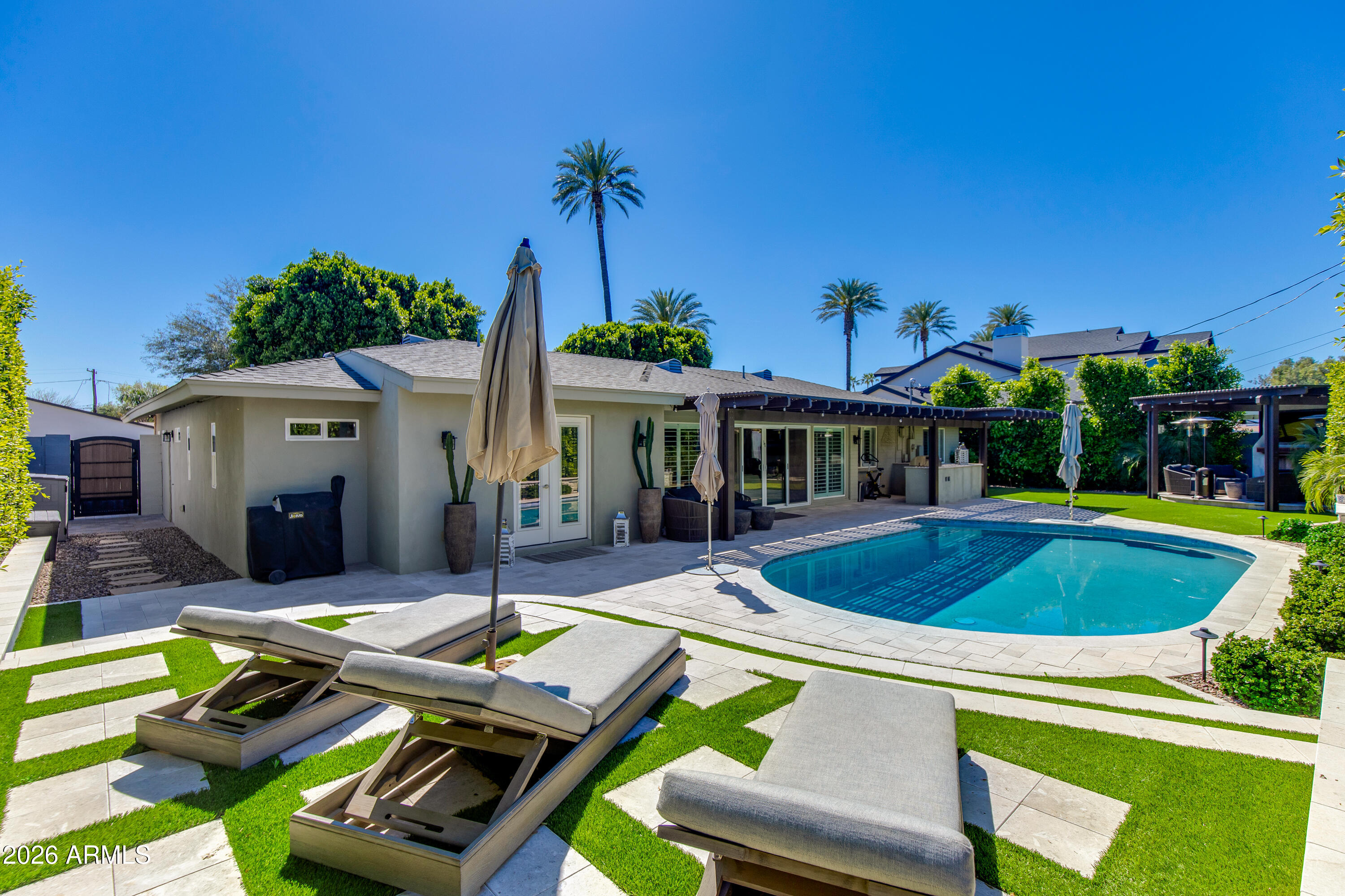 4110 E HAZELWOOD Street