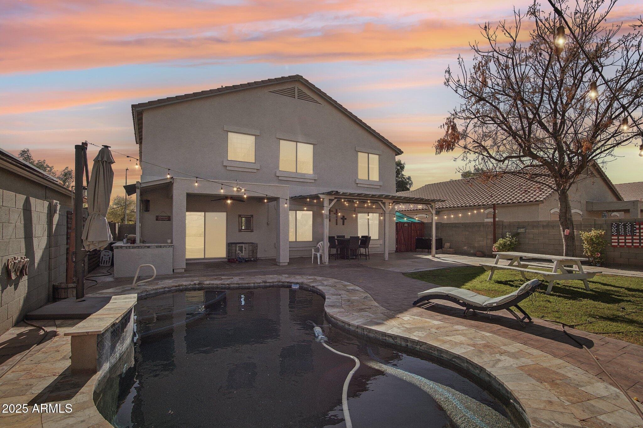 7038 W BEVERLY Road