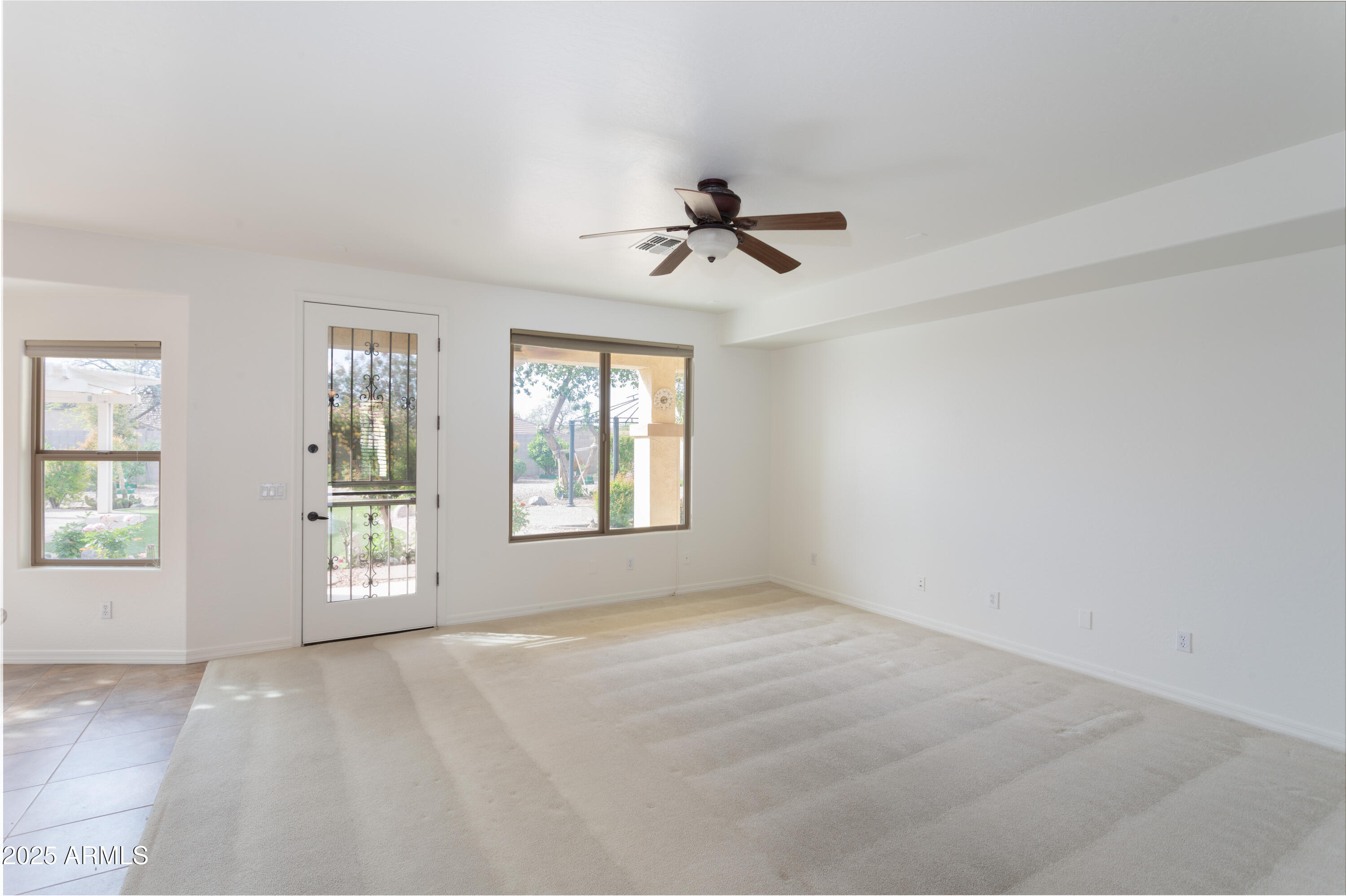 32160 N DOG LEG Court