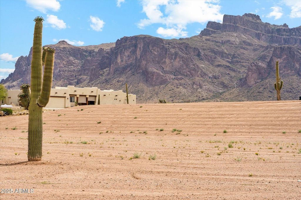 Photo of 0 S Roadrunner Road #3, Apache Junction, AZ 85119 (MLS # 6940366)