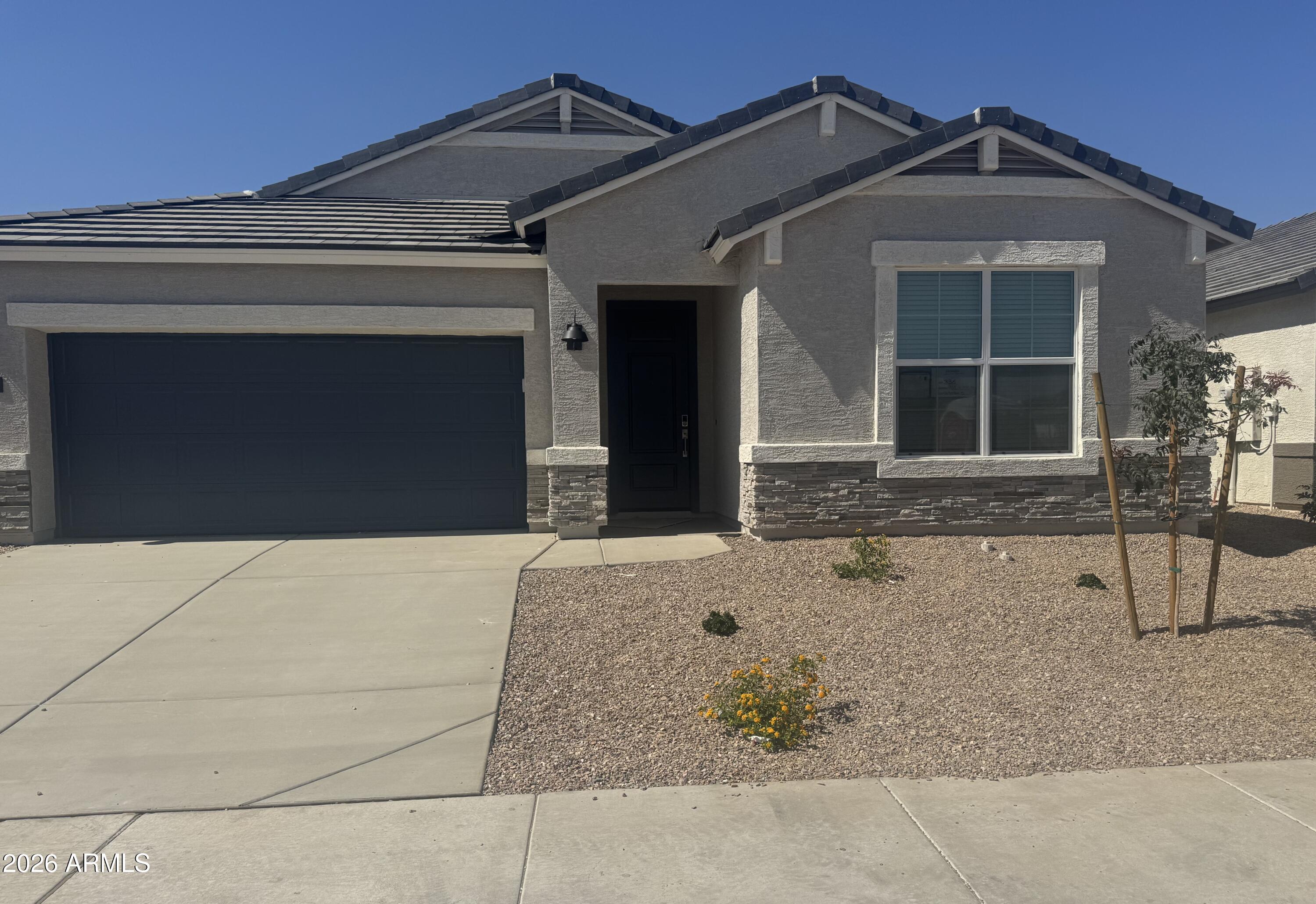 17659 W ONYX Avenue