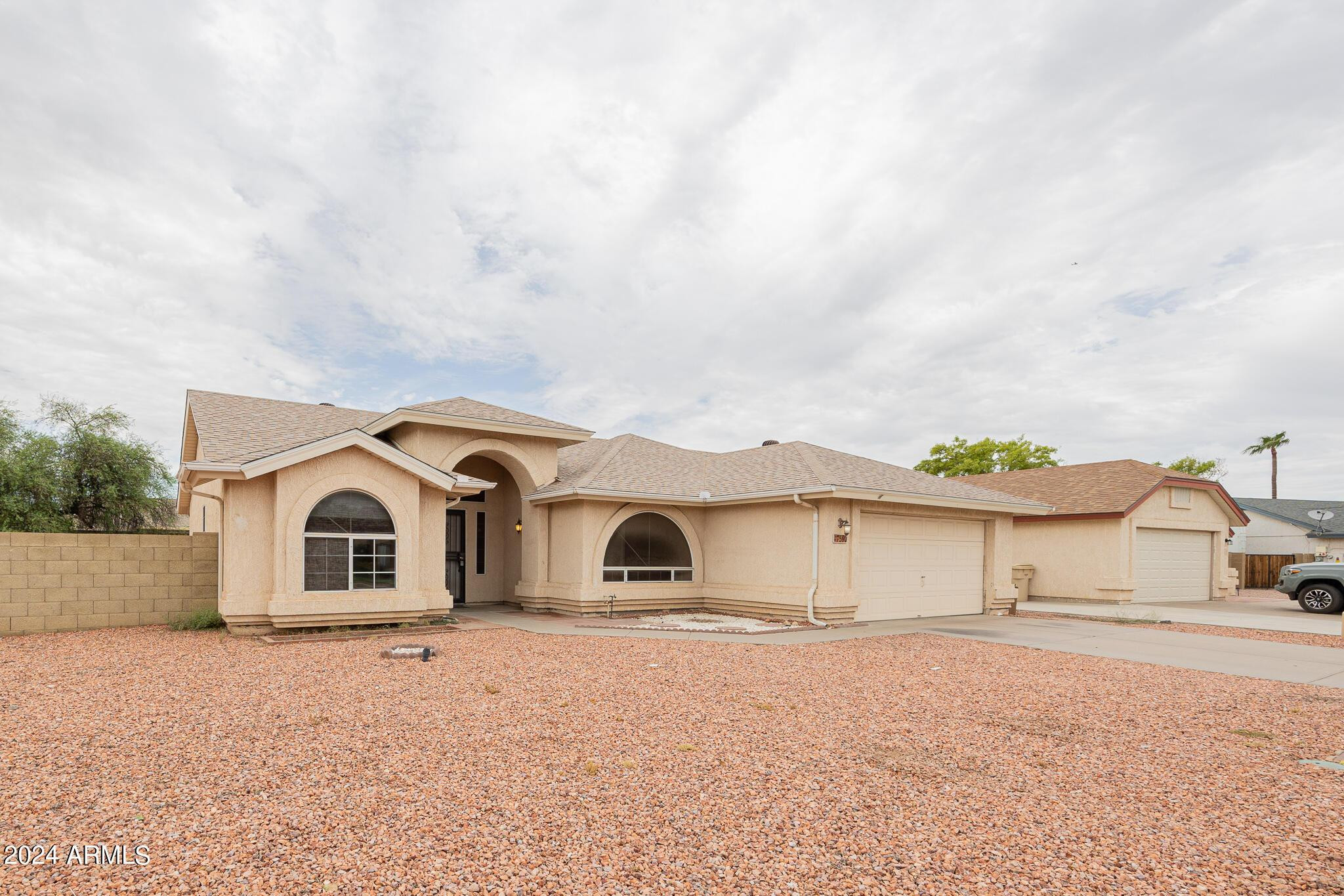 7590 W San Miguel Avenue