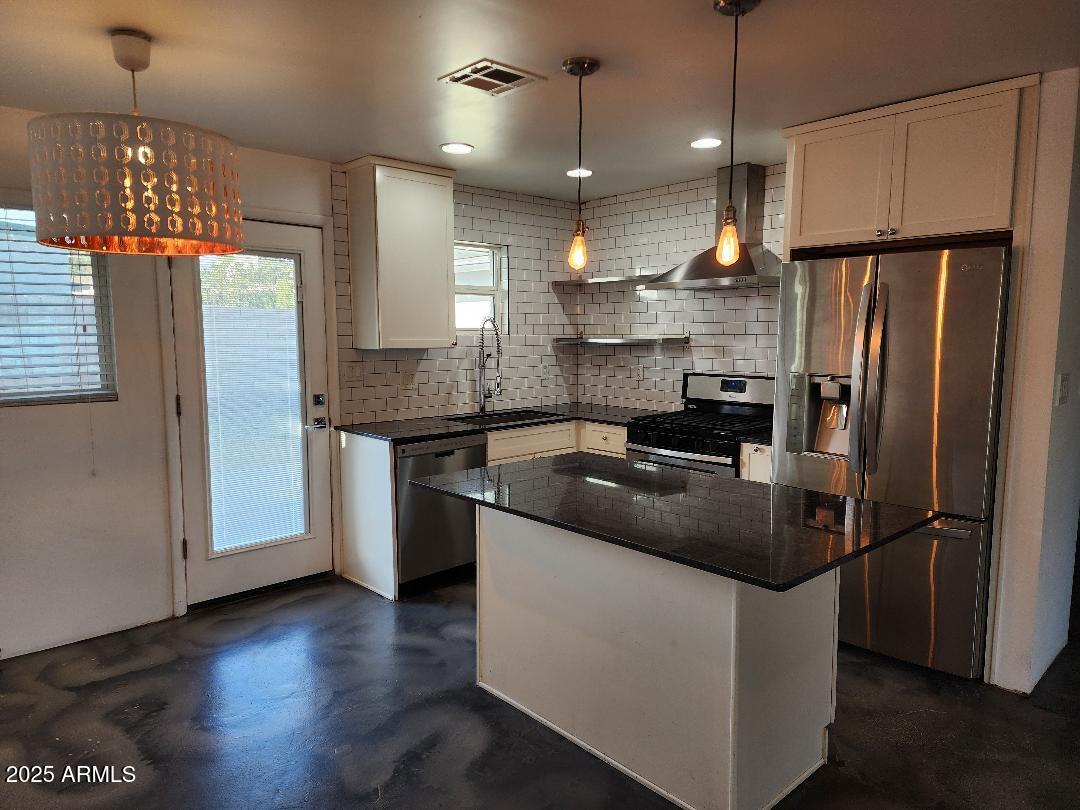 3416 N 37th Street 6