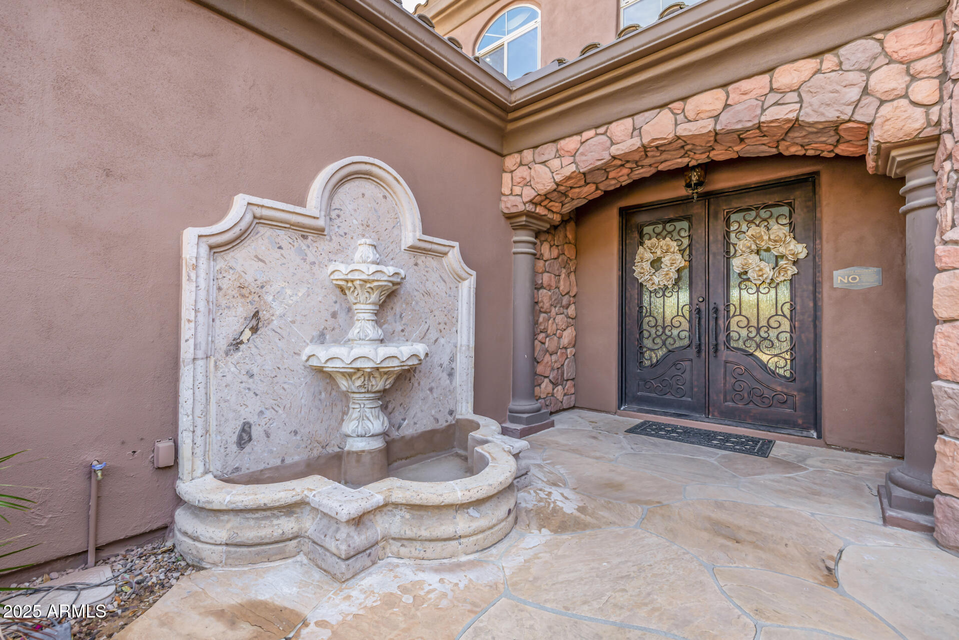 4543 S ROY ROGERS Way