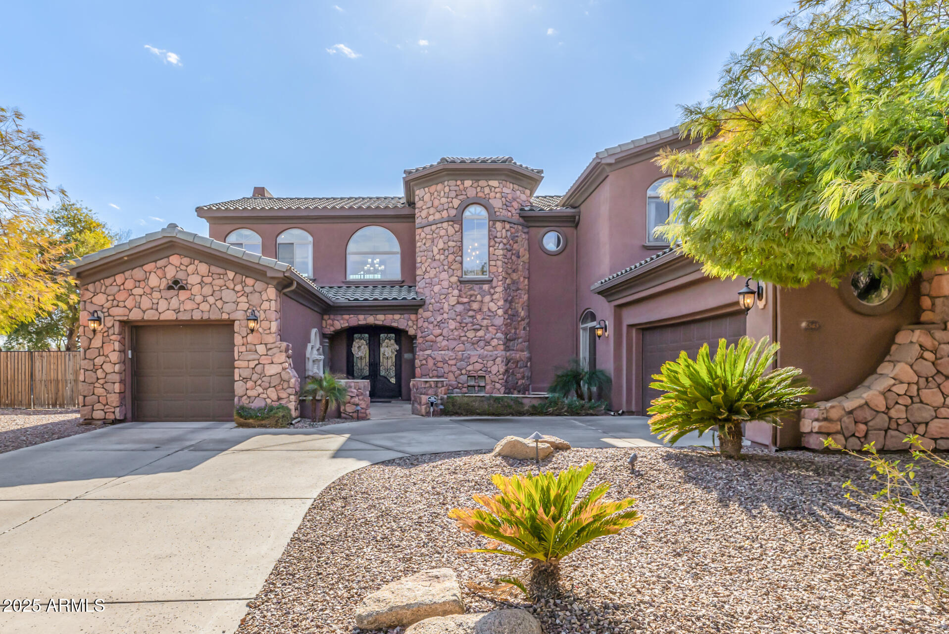 4543 S ROY ROGERS Way