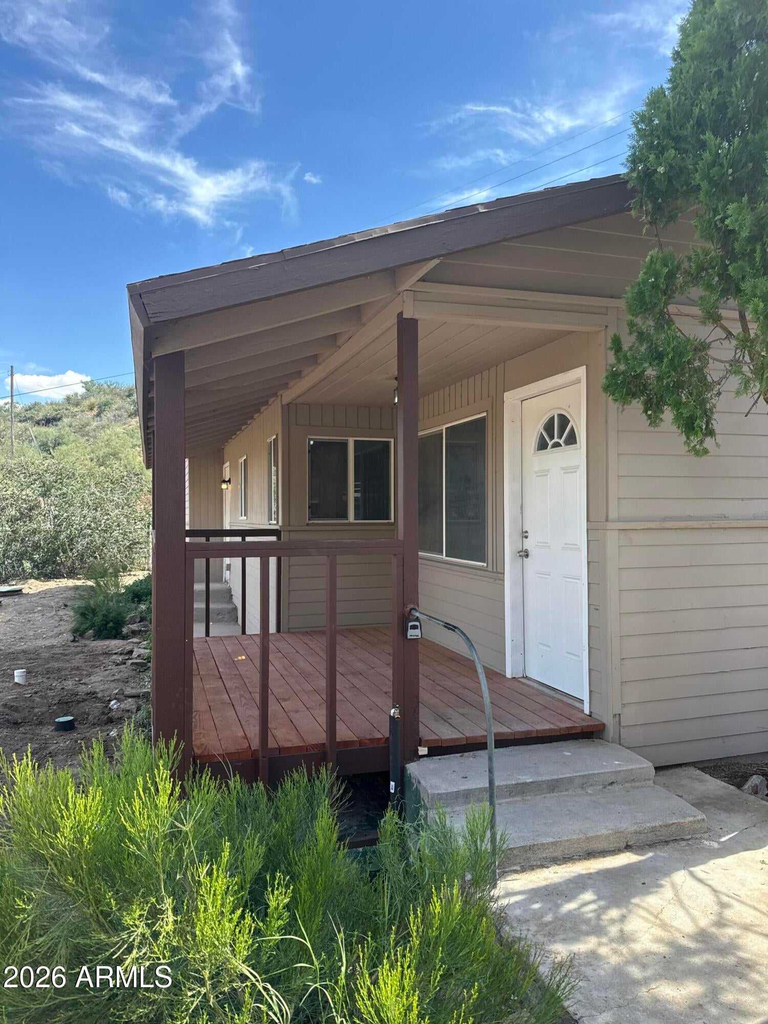 Properties 2 642 W EAGLES Bluff