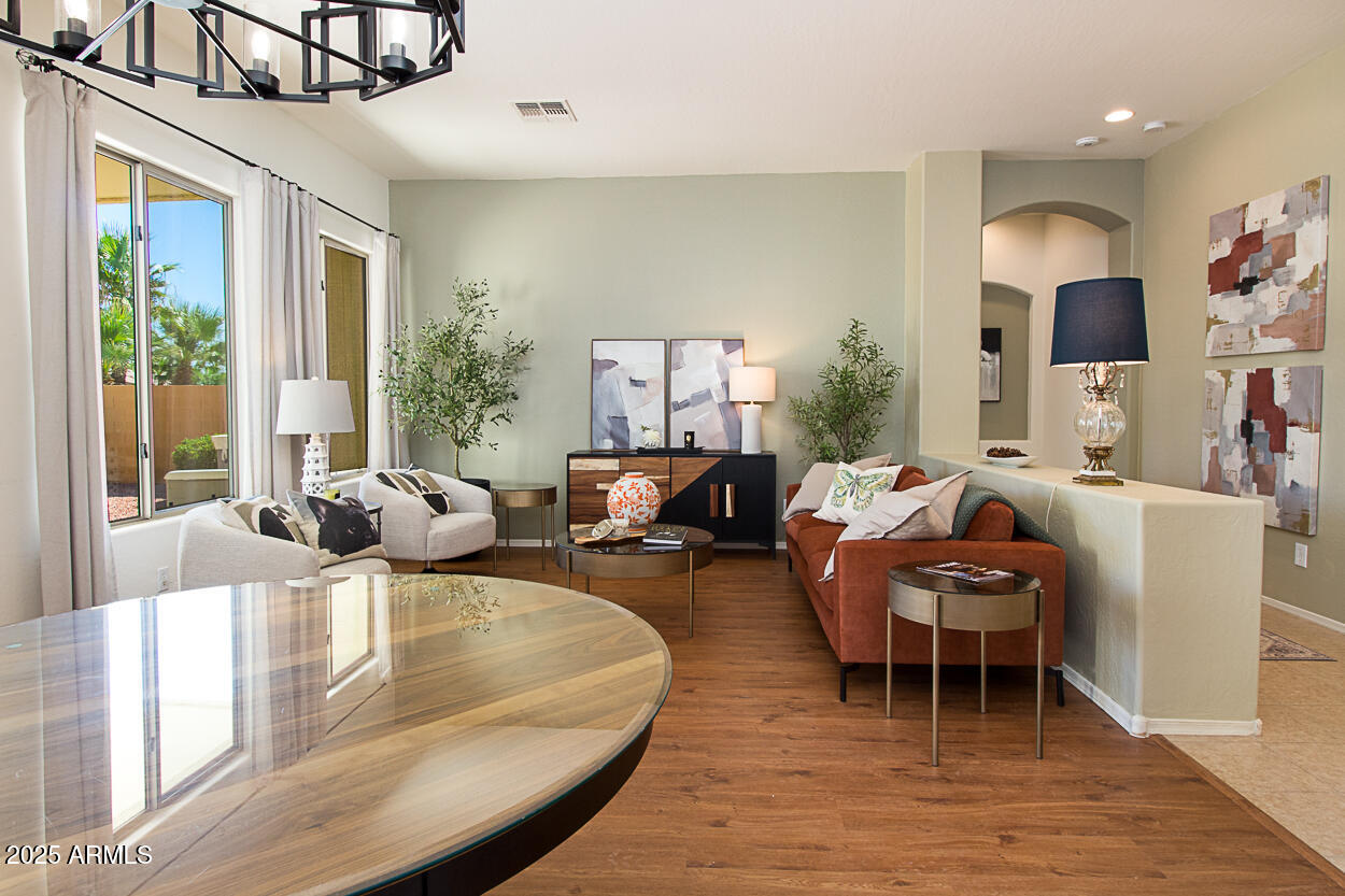 45290 W BUCKHORN Trail