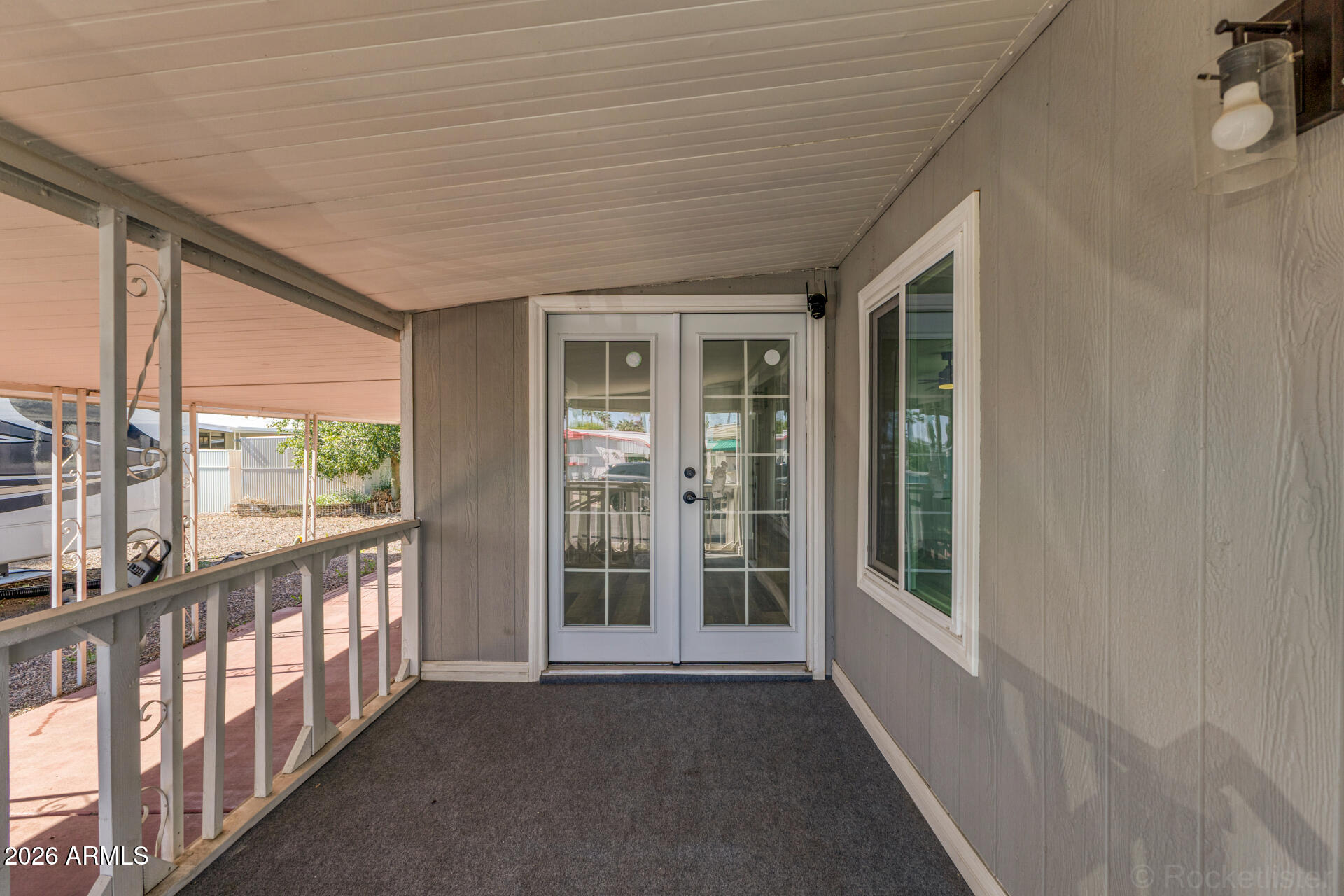 2050 W DUNLAP Avenue D52