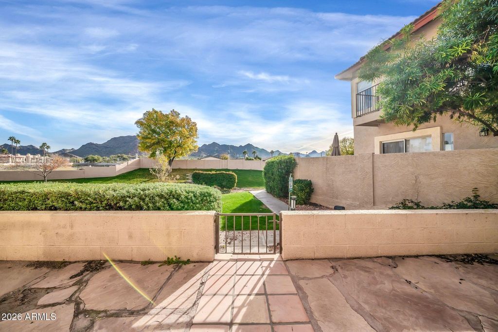 Photo of 10231 N 12th Court #3, Phoenix, AZ 85020 (MLS # 6973355)