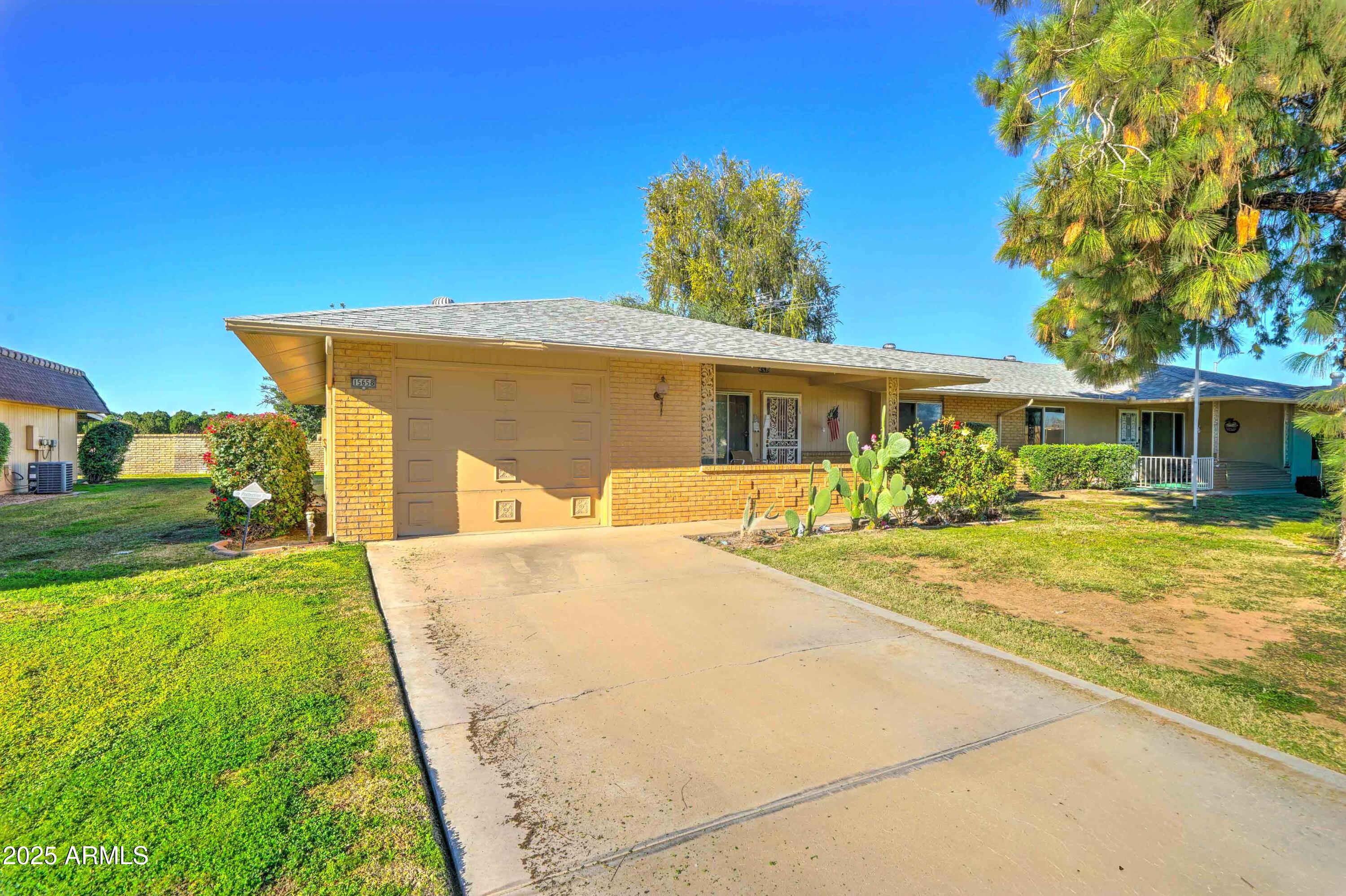 15658 N LAKEFOREST Drive