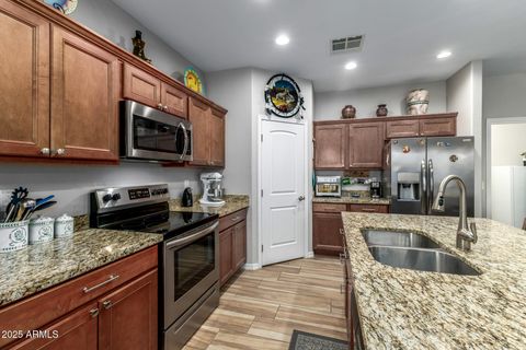 614 N TOMAHAWK Road Apache Junction AZ 85119