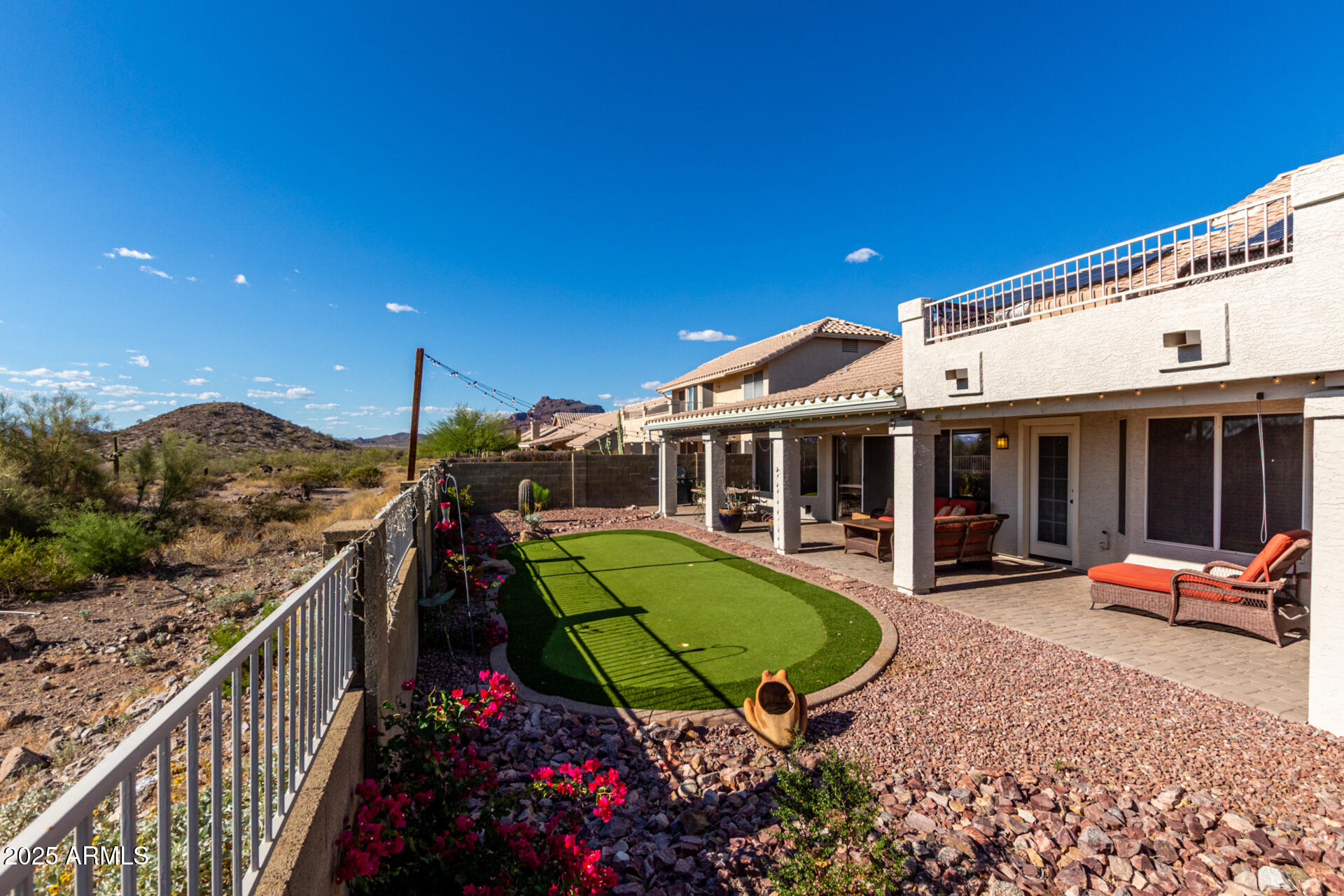 4304 N RANIER --