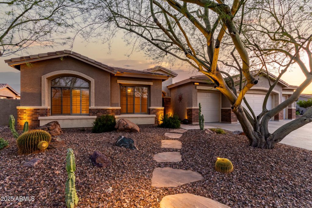 Photo of 3135 W Kuralt Court, Anthem, AZ 85086 (MLS # 6847275)