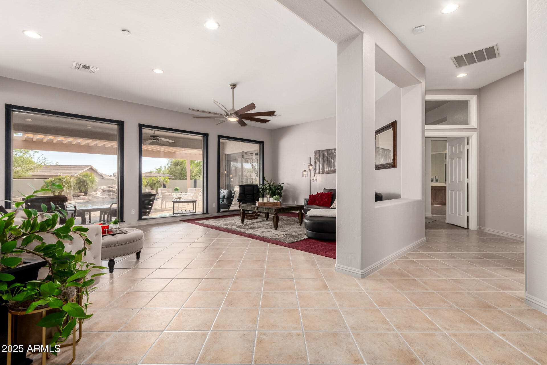 3135 W KURALT Court