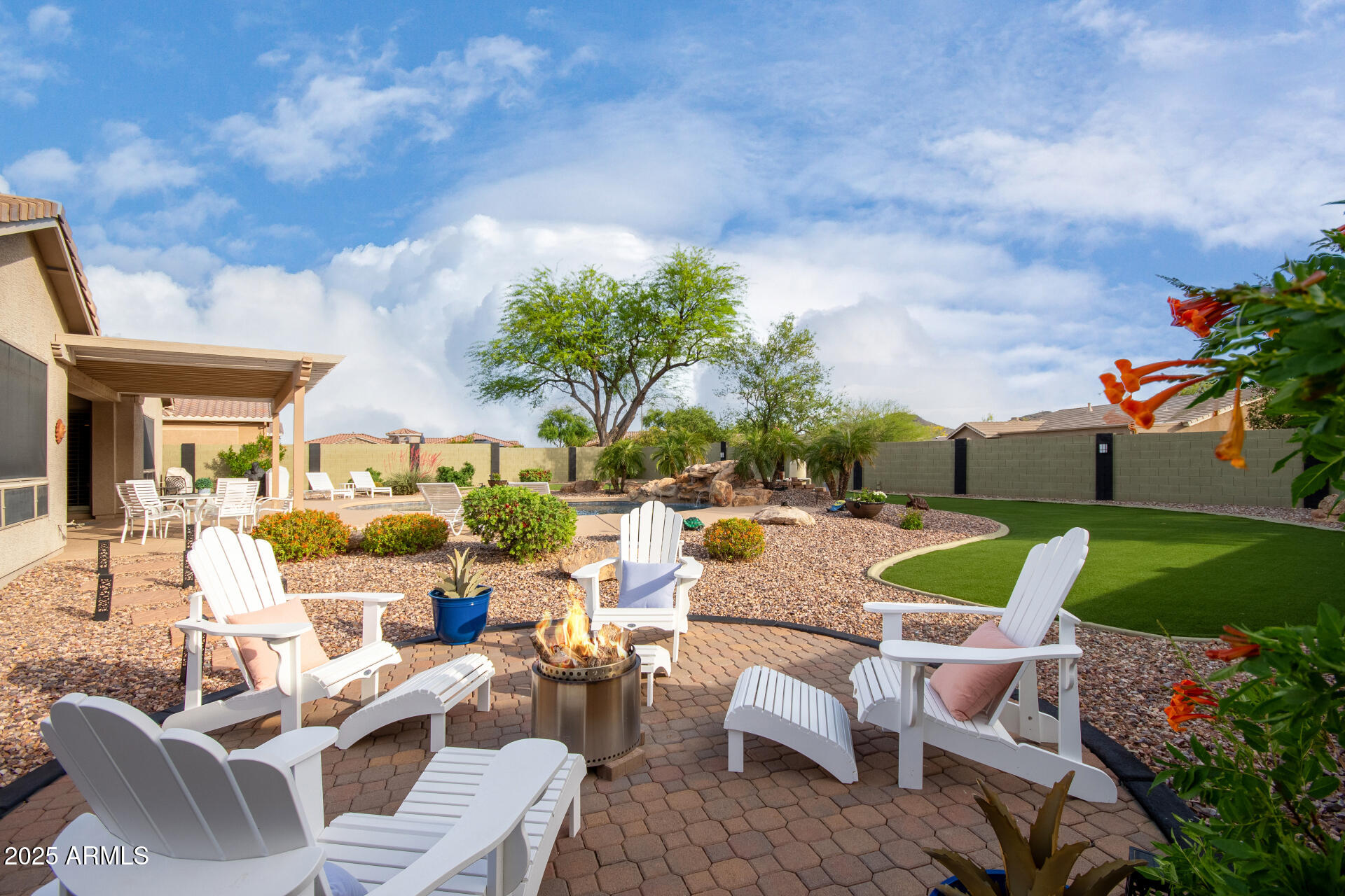 3135 W KURALT Court