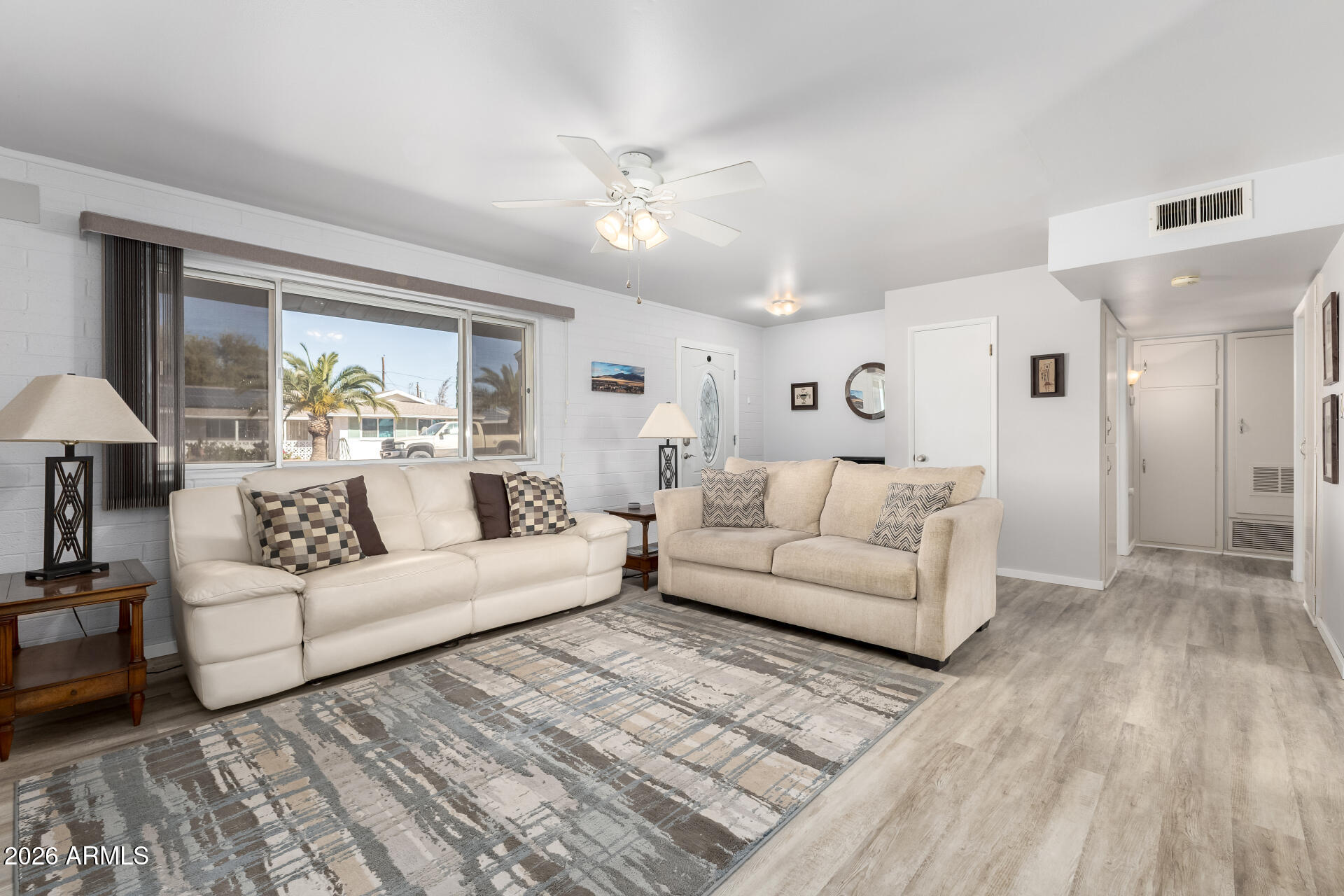 10637 W AUGUSTA Drive