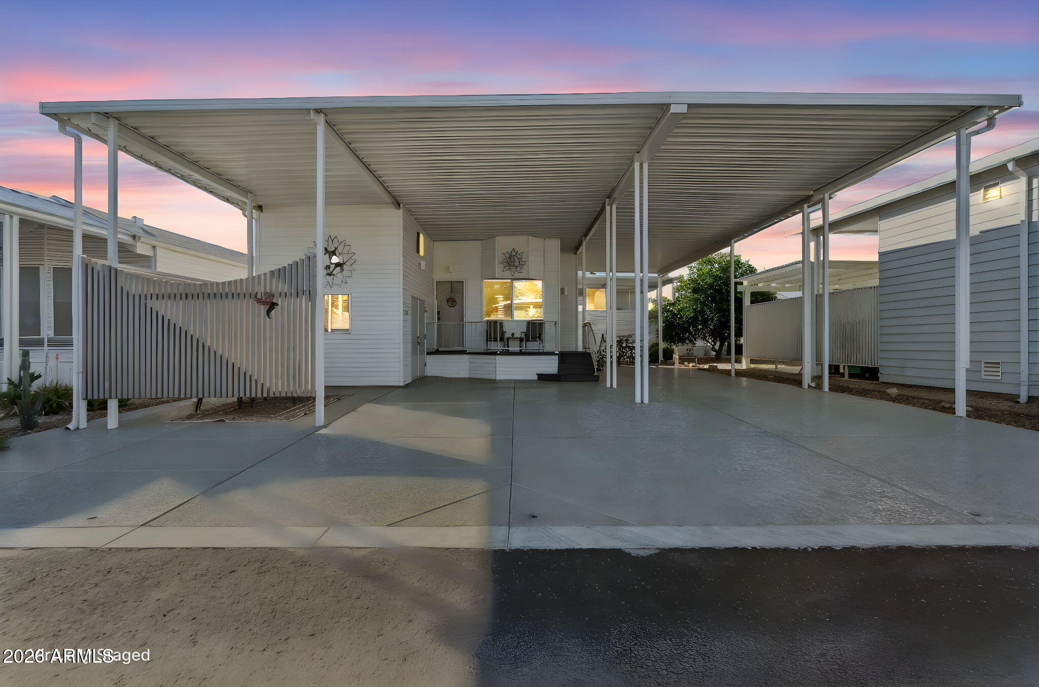 17200 W BELL Road 869